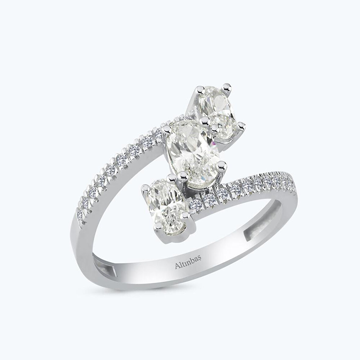 Altın Sıra Taşlı Oval Yüzük