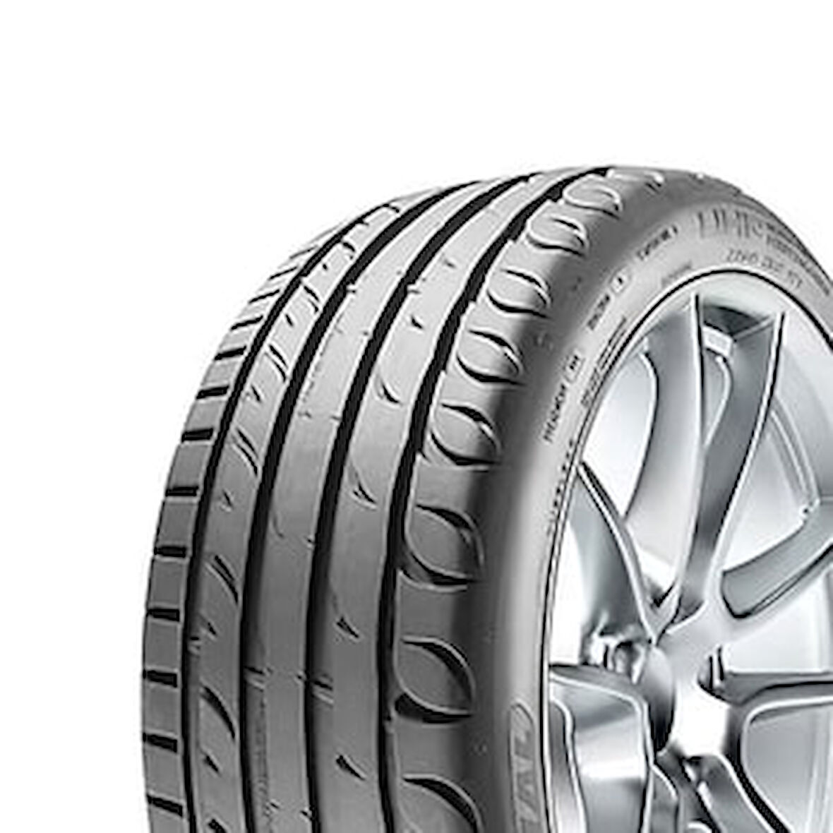 205/55 R19 97V XL ULTRA HIGH PERFORMANCE KORMORAN Oto Yaz Lastiği (Üretim Yılı: 2023)