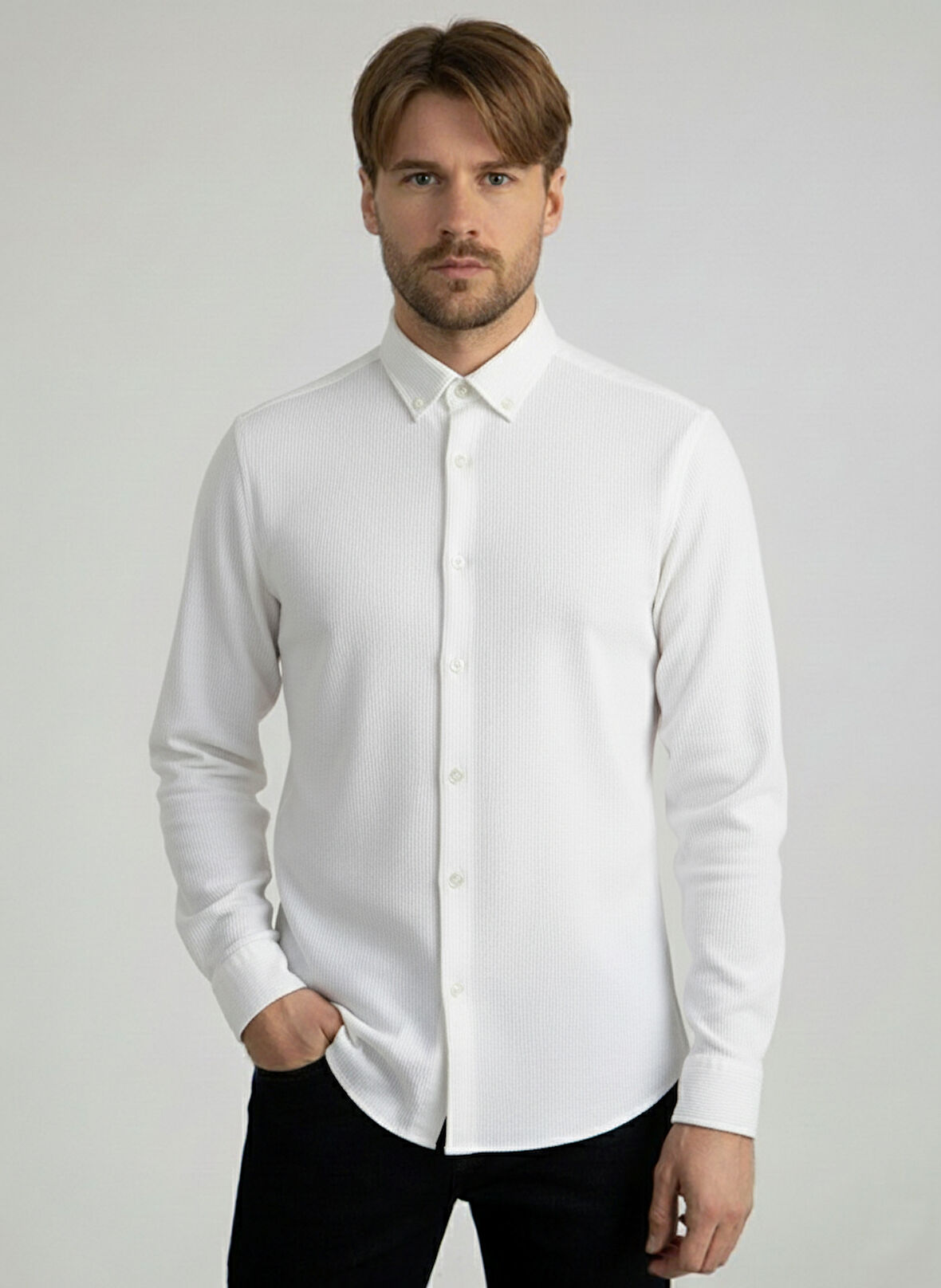 Erkek Gömlek Kırışık Kumaş Dokulu Uzun Kol Dar Kesim Beyaz Erkek Gömlek