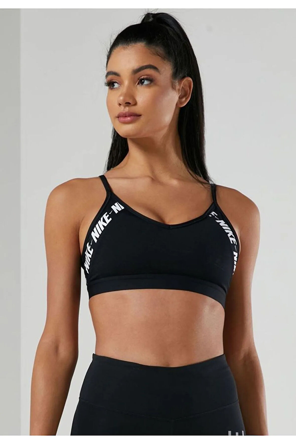 Kadın Indy Logo Destek Spor Sütyeni Dri-fit Db4639-010