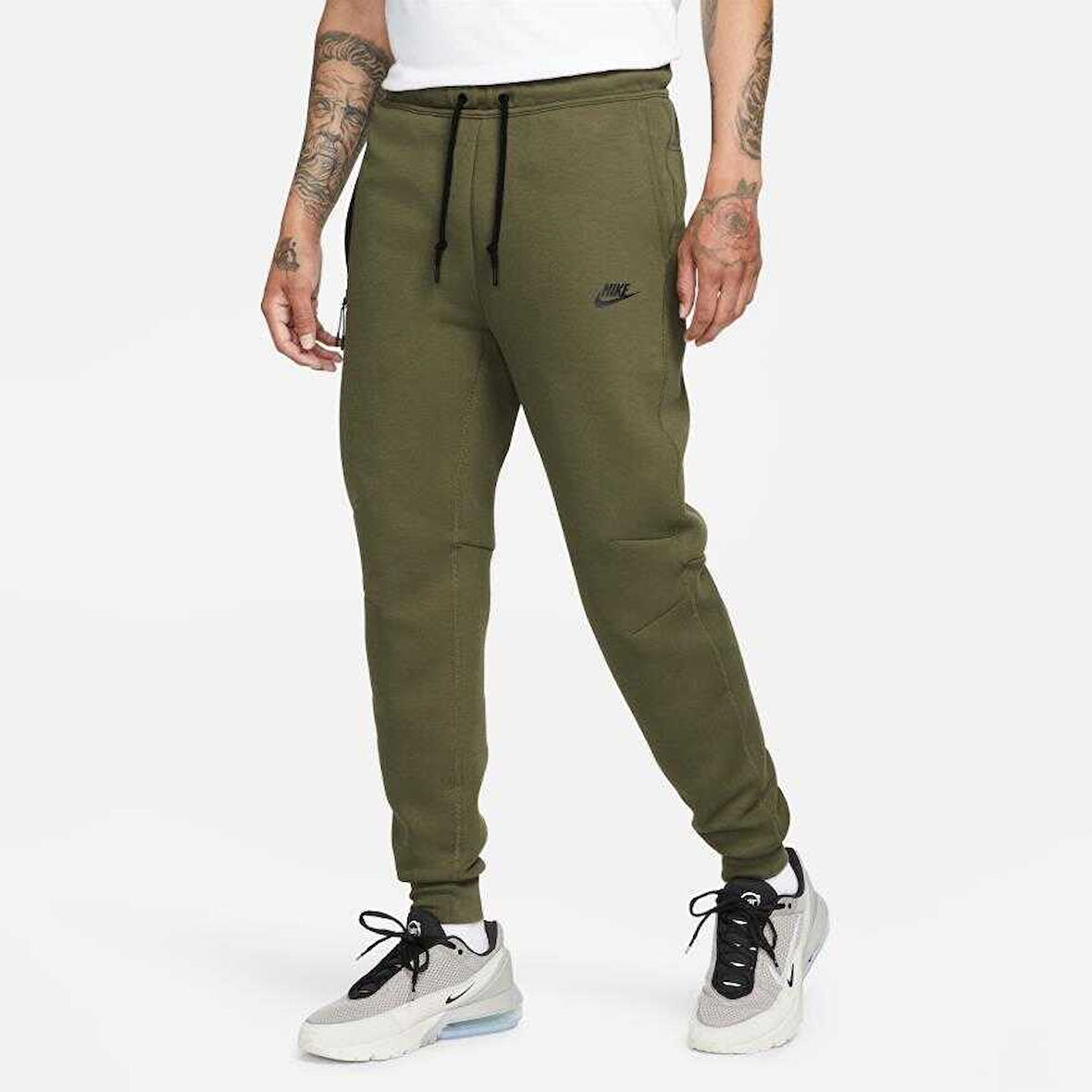 Tech Fleece Jogger FB8002-222