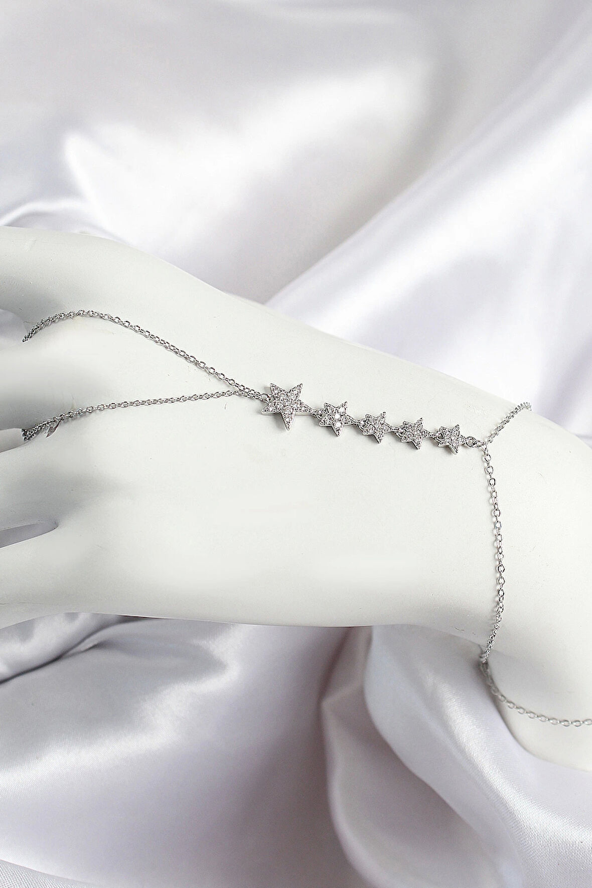 Pirinç Zirkon Taşlı Yıldız Model Gümüş Renk Kadın Şahmeran