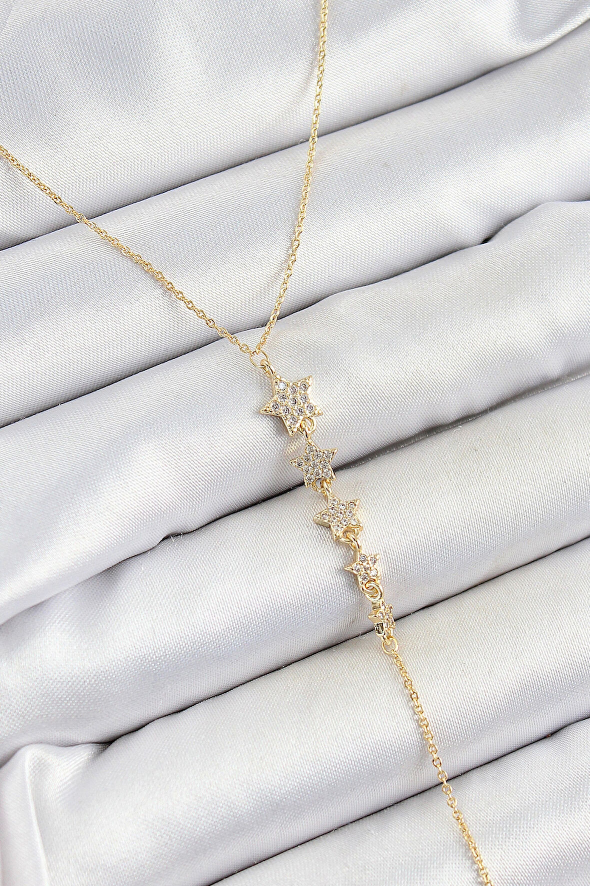 Pirinç Zirkon Taşlı Sıralı Yıldız Figürlü Y Model Gold Renk Kadın Kolye