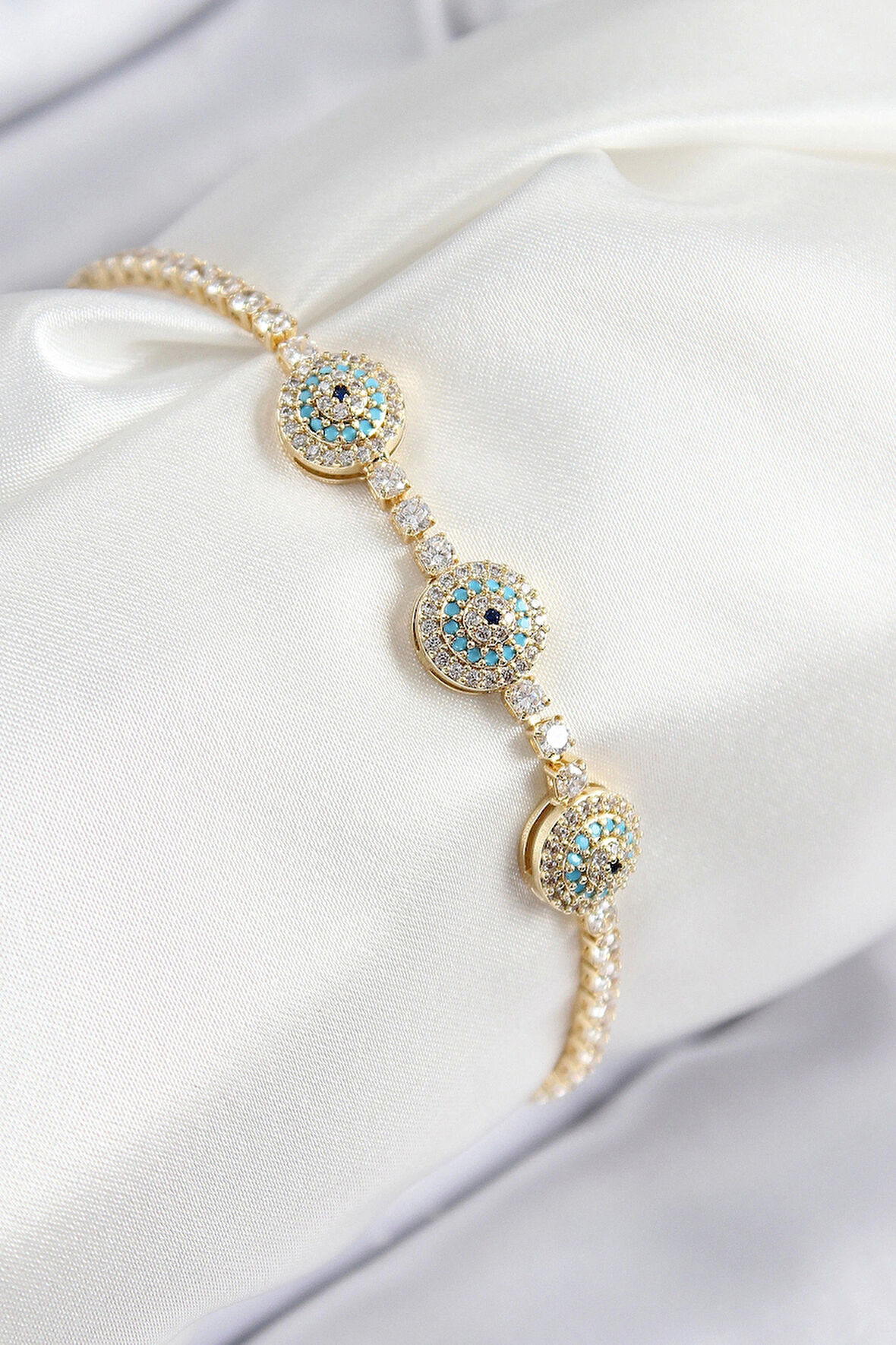 Pirinç Zirkon Taşlı Nazar Model Gold Renk Kadın Bileklik