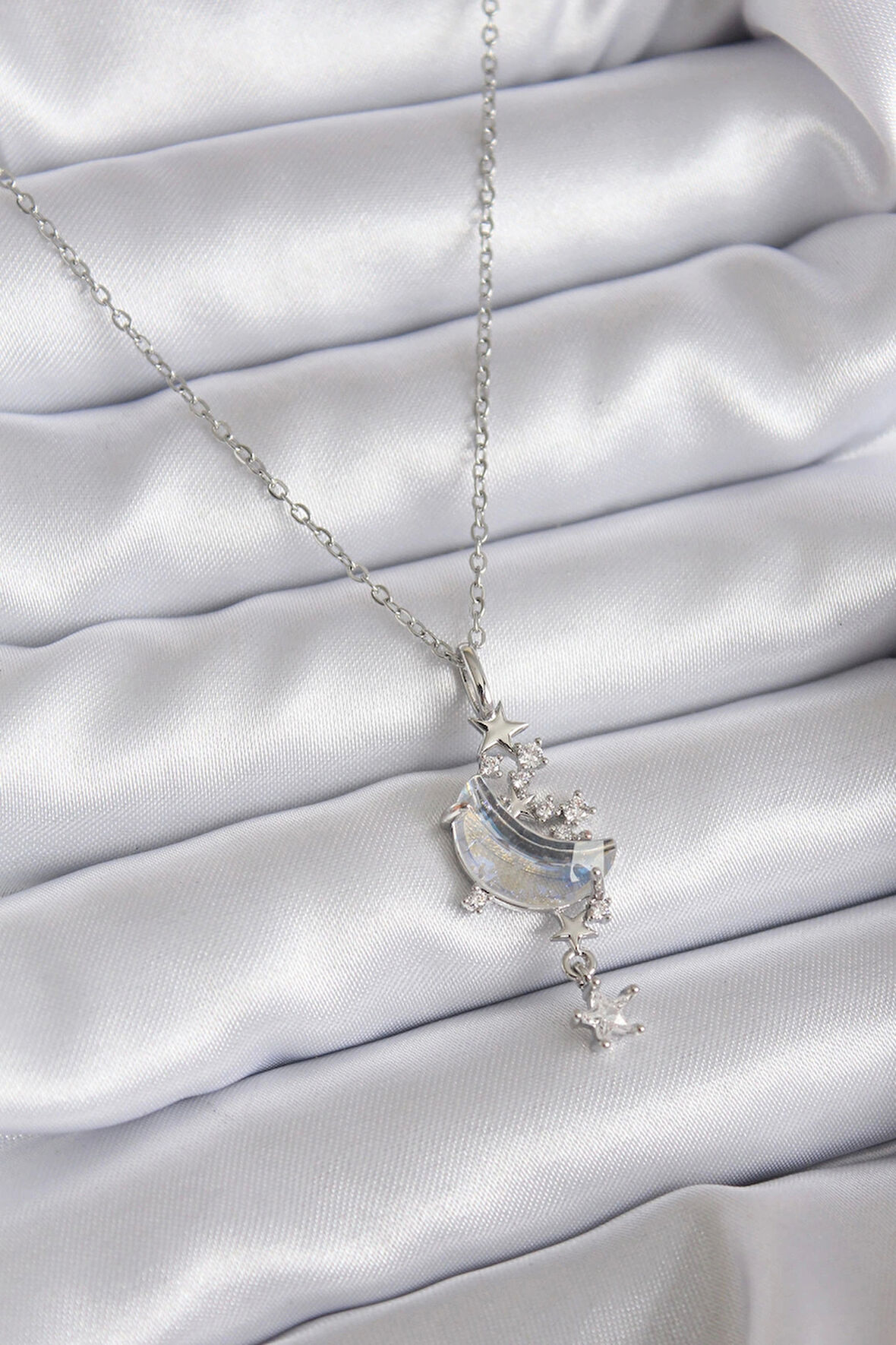 316L Çelik Zincir Gümüş Renk Zirkon Taşlı Ay Model Sallantı Yıldız Detay Kadın Kolye