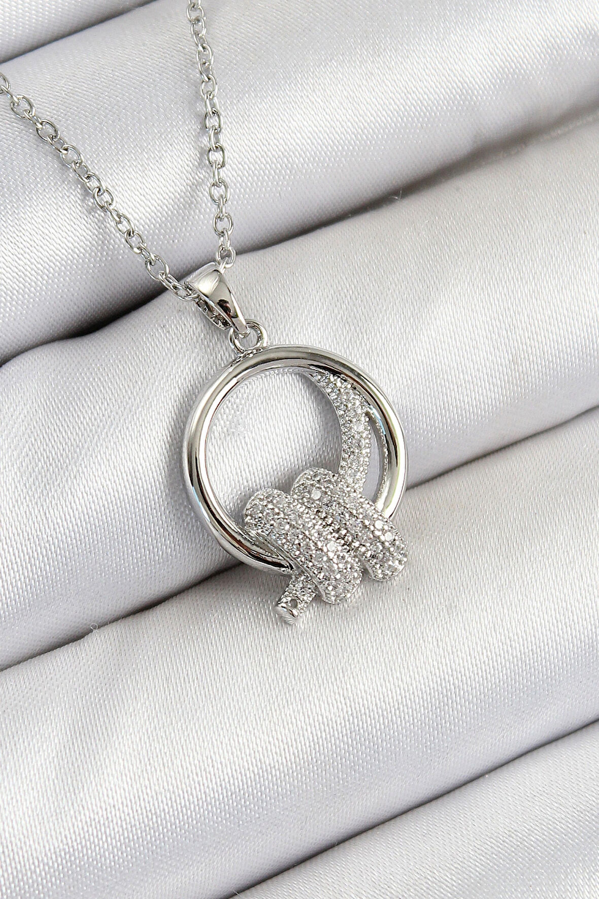 316L Çelik Zirkon Taşlı Düğüm Model Gümüş Renk Kadın Kolye