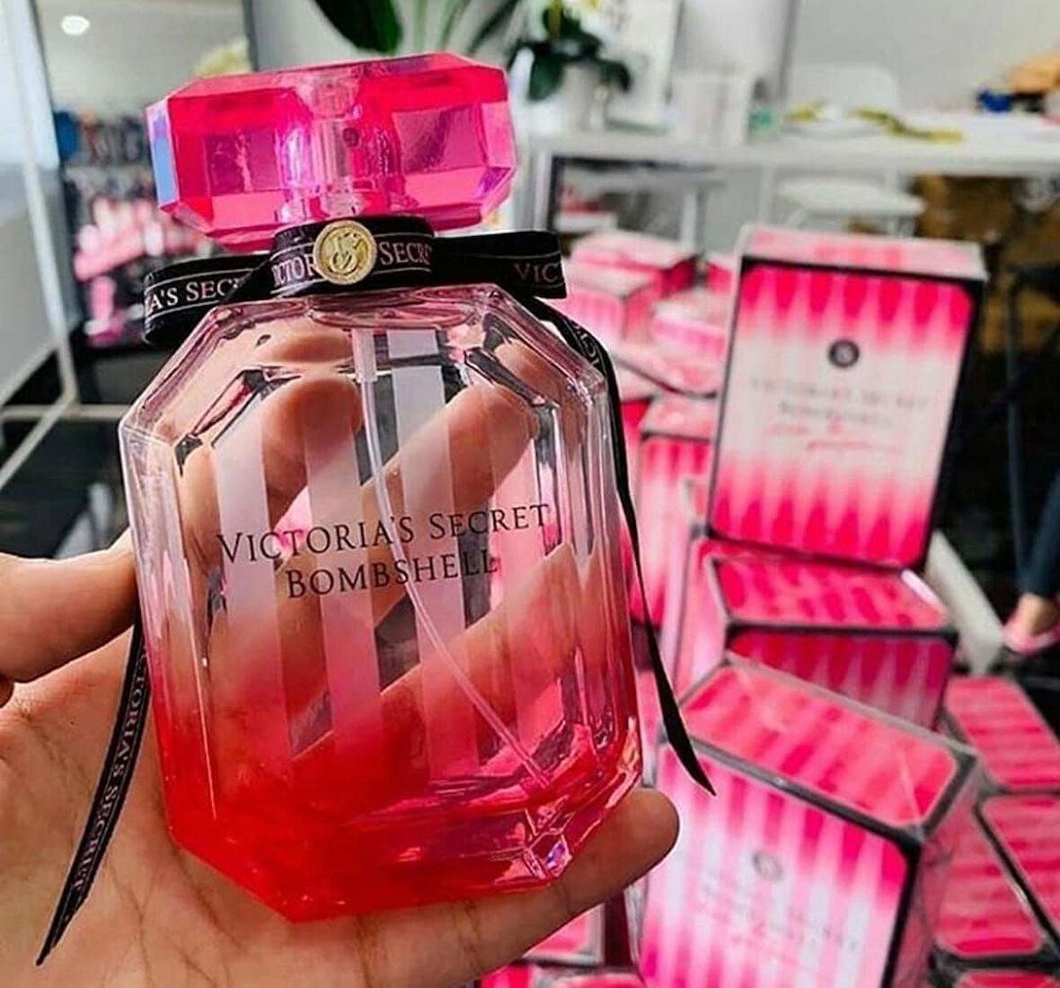 Victoria secret bombessehel kadın parfümü 100 ml