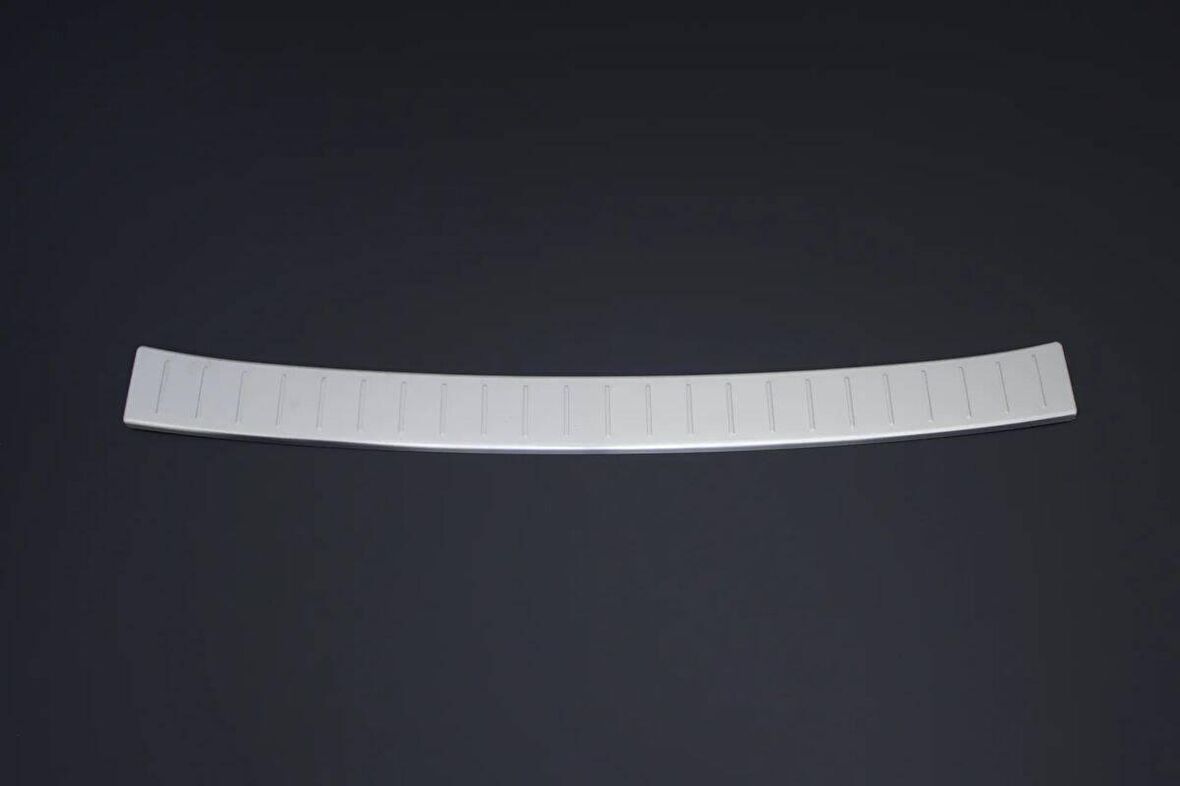 BMW X1 Krom Arka Tampon Eşiği Taşlı 2012-2015 Arası