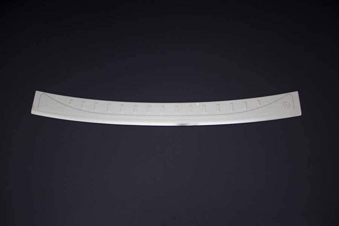 Fiat 500X Krom Arka Tampon Eşiği Taşlı 2015 ve Sonrası