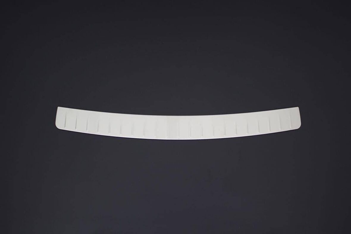 Skoda Rapid SpaceBack Krom Arka Tampon Eşiği Taşlı 2013 ve Sonrası