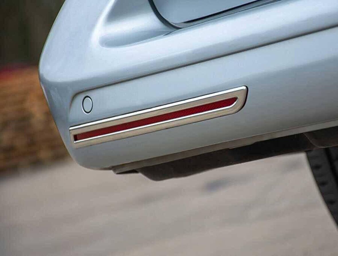 VW T6 Transporter Krom Reflektör Çerçevesi Çift Kapı 2 Parça 2015-2019 Arası