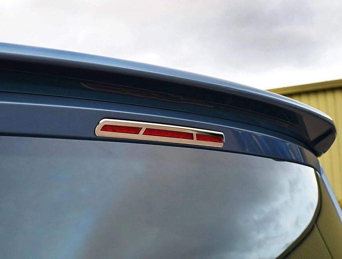 VW T6 Caravelle Krom Fren Lambası Koruma Çerçevesi 2015 ve Sonrası