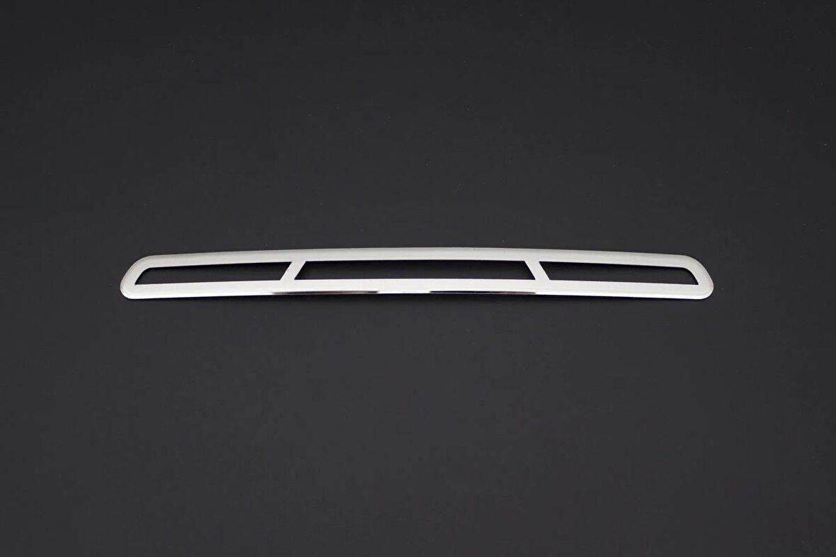 VW T6 Transporter Krom Fren Lambası Çerçevesi 2015 ve Sonrası