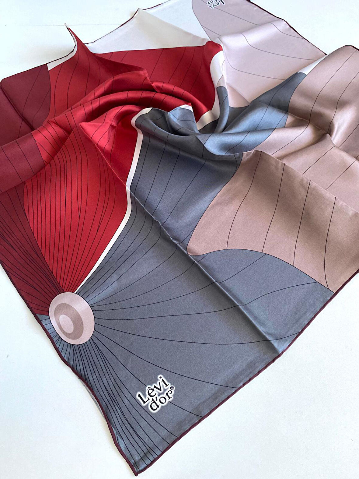 Levidor Tivil Saf İpek Eşarp 49457 Kırmızı Karışık Desen