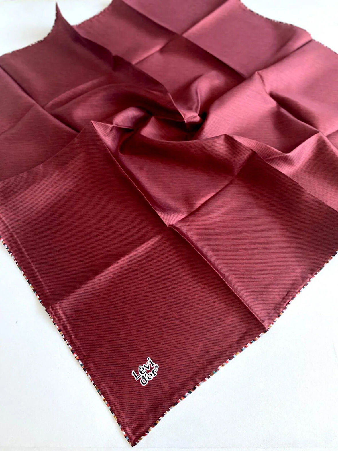 Levidor Tivil Saf İpek Eşarp 49225 Bordo Karışık Desen