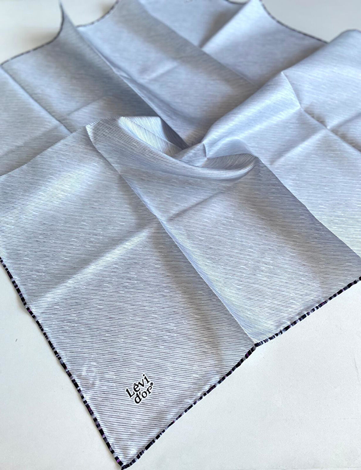 Levidor Tivil Saf İpek Eşarp 49222 Gri Karışık Desen