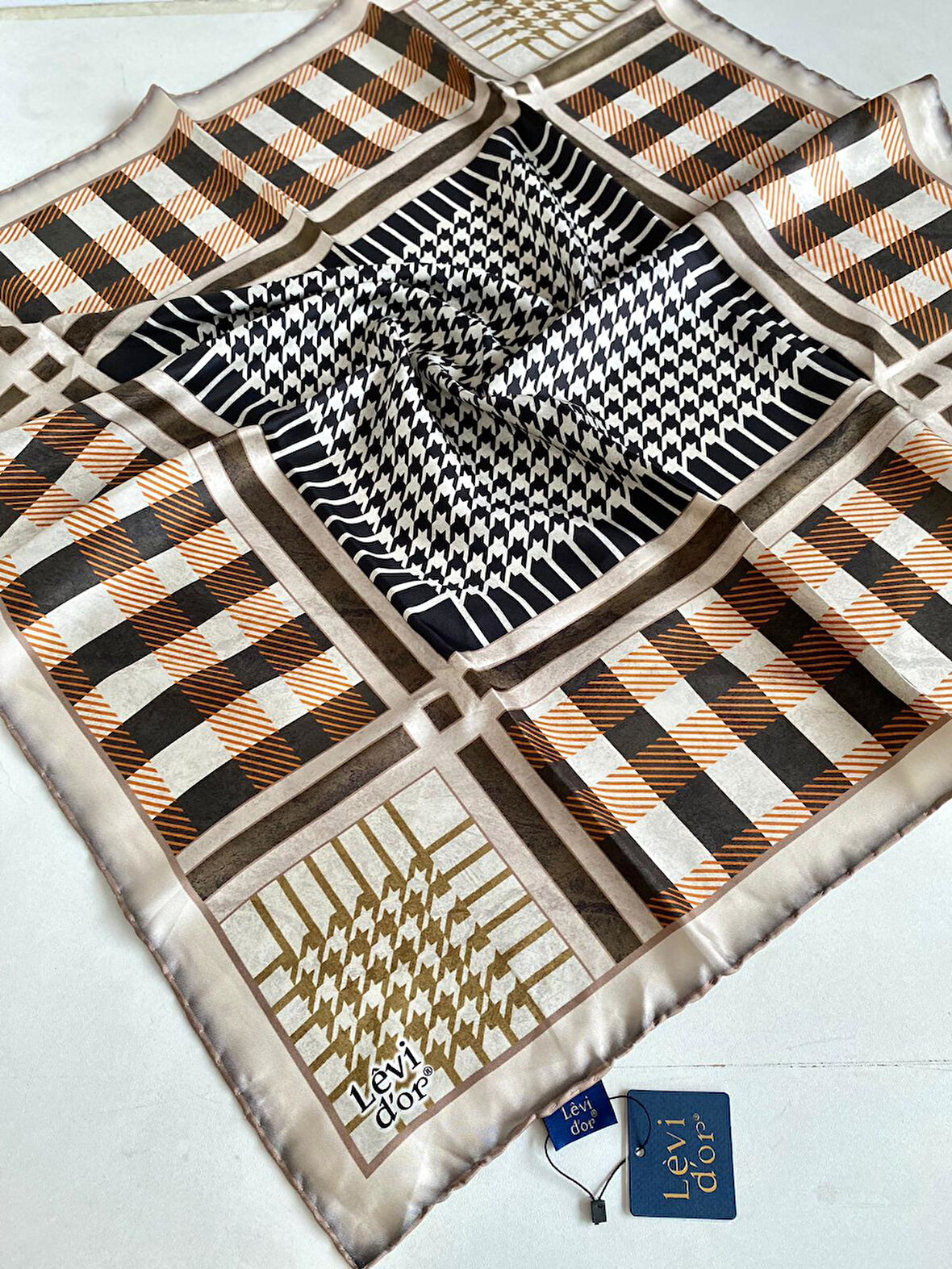 Levidor Tivil İpek Eşarp 43975 Krem Karışık Desen