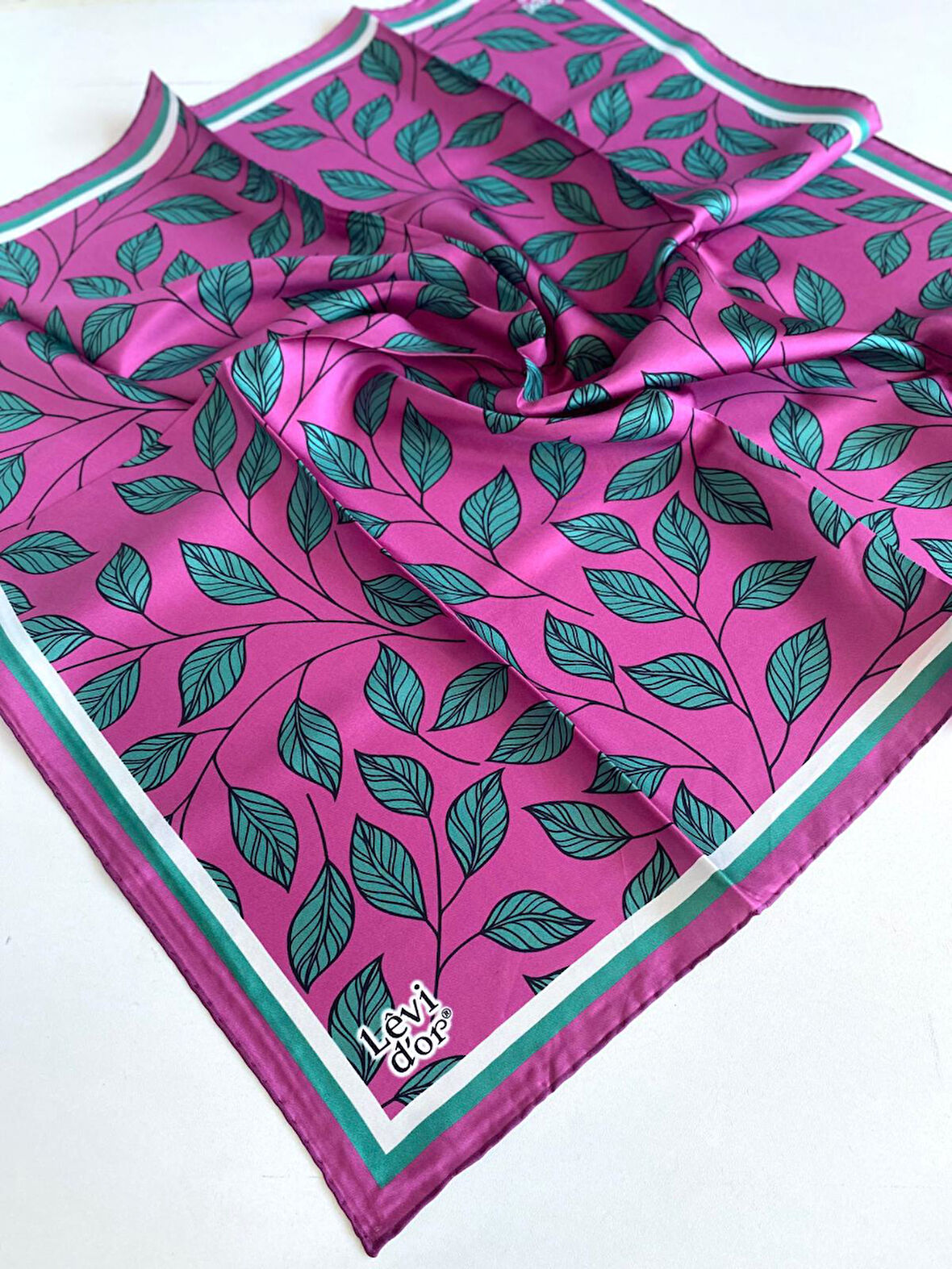 Levidor Tivil Saf İpek Eşarp 49210 Pembe - Yeşil Karışık Desen