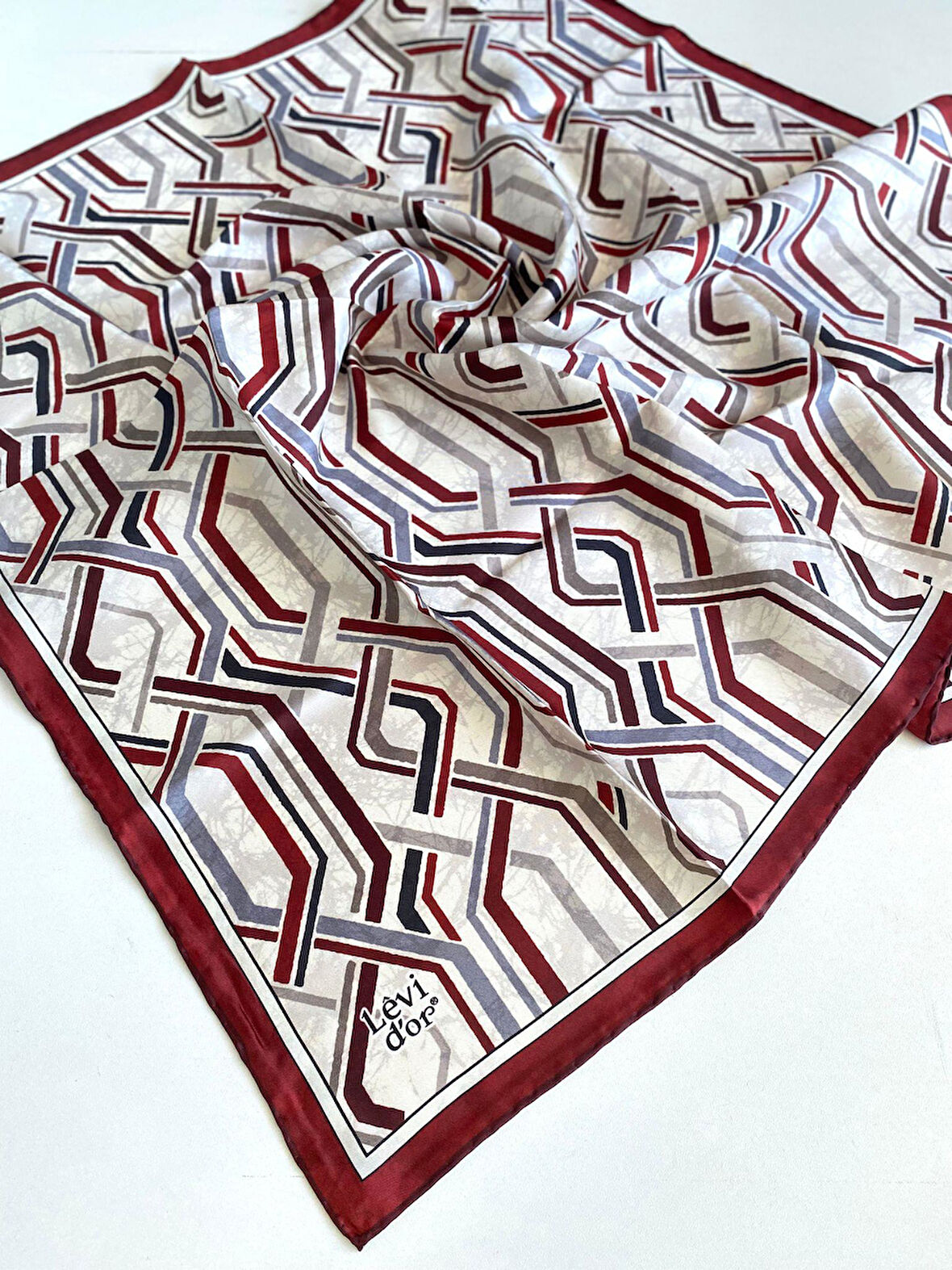 Levidor Tivil Saf İpek Eşarp 49406 Bordo Karışık Desen