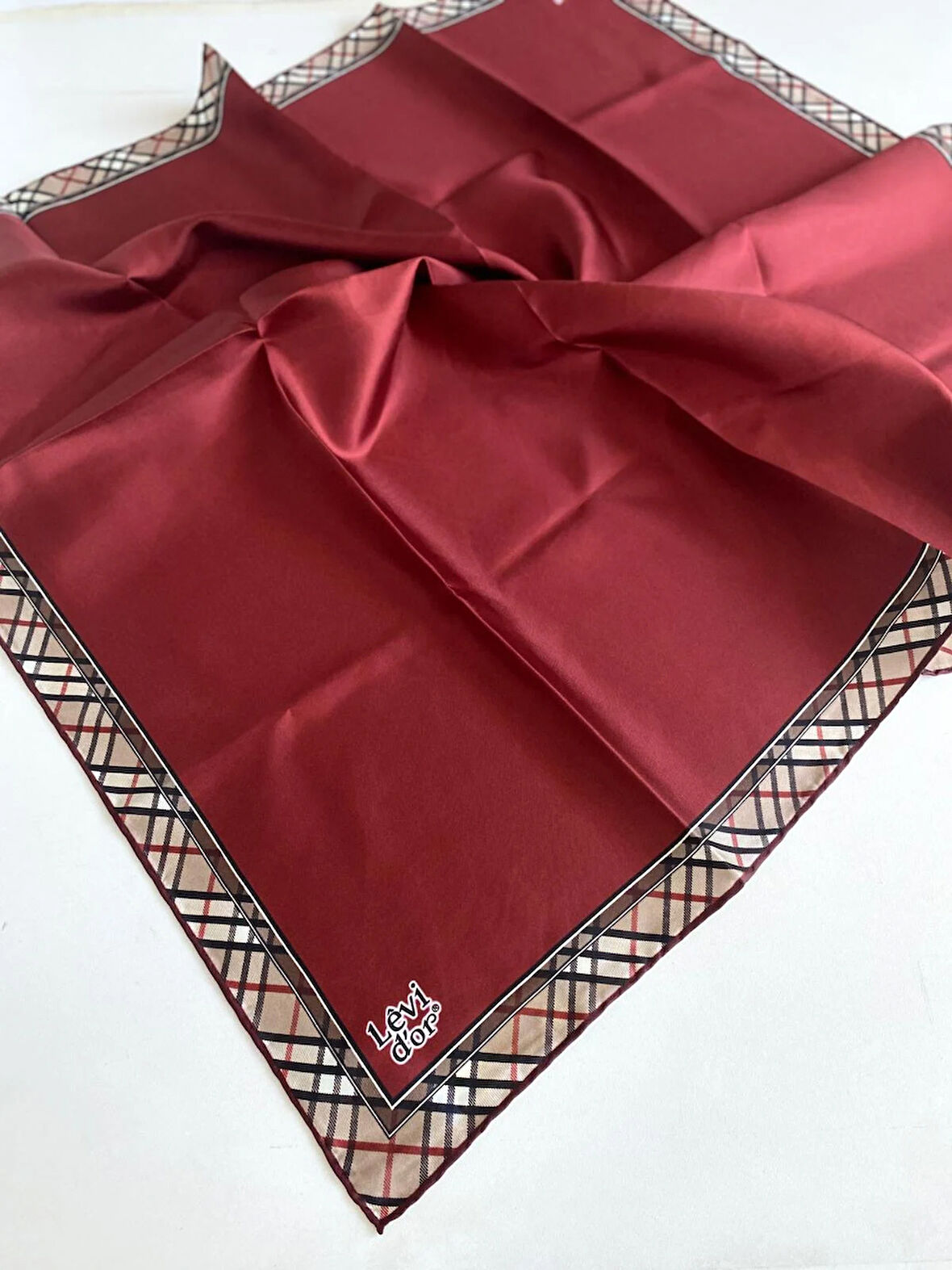 Levidor Tivil Saf İpek Eşarp 49255 Bordo Karışık Desen