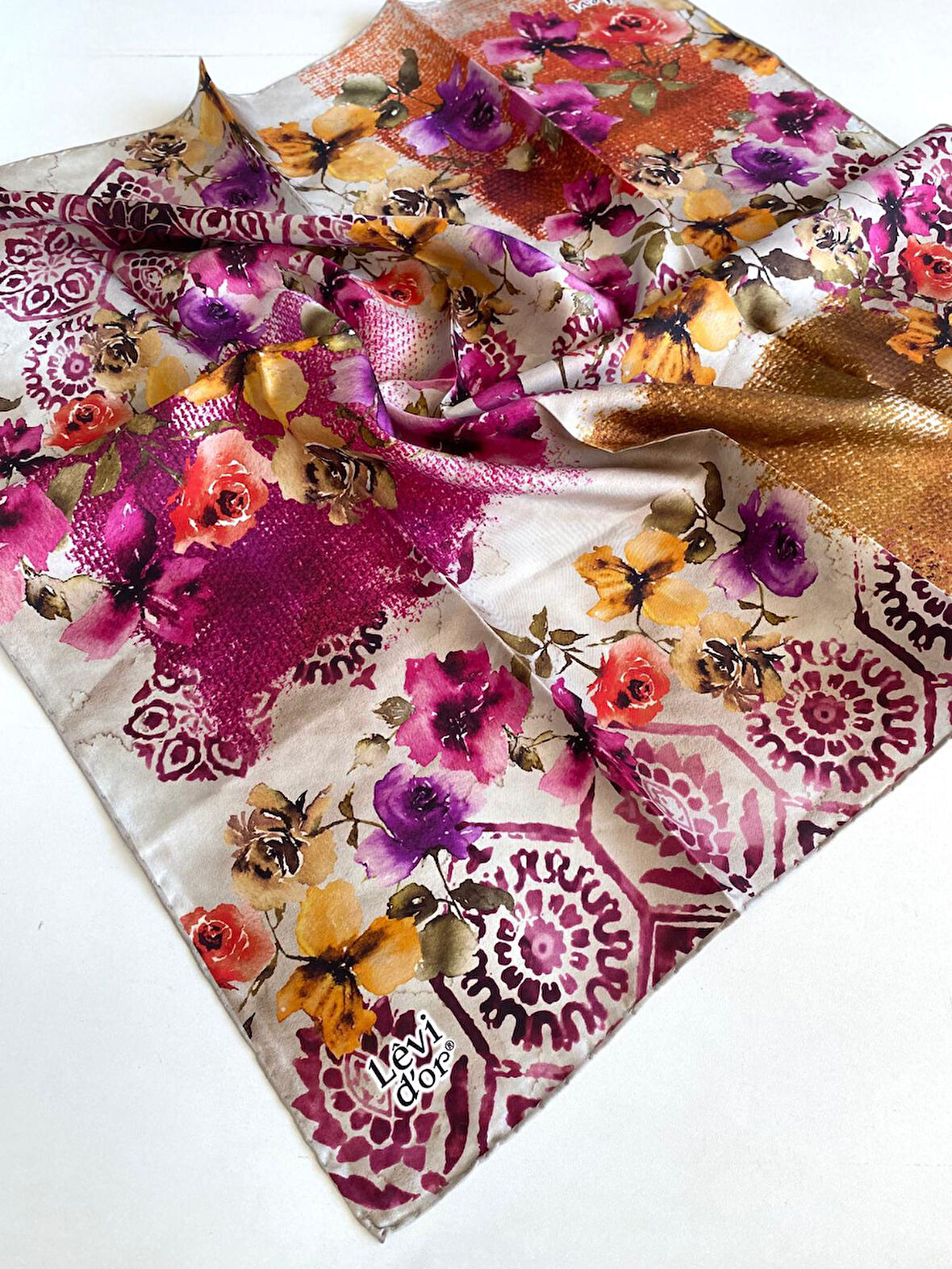 Levidor Tivil Saf İpek Eşarp 48942 Pembe Karışık Desen