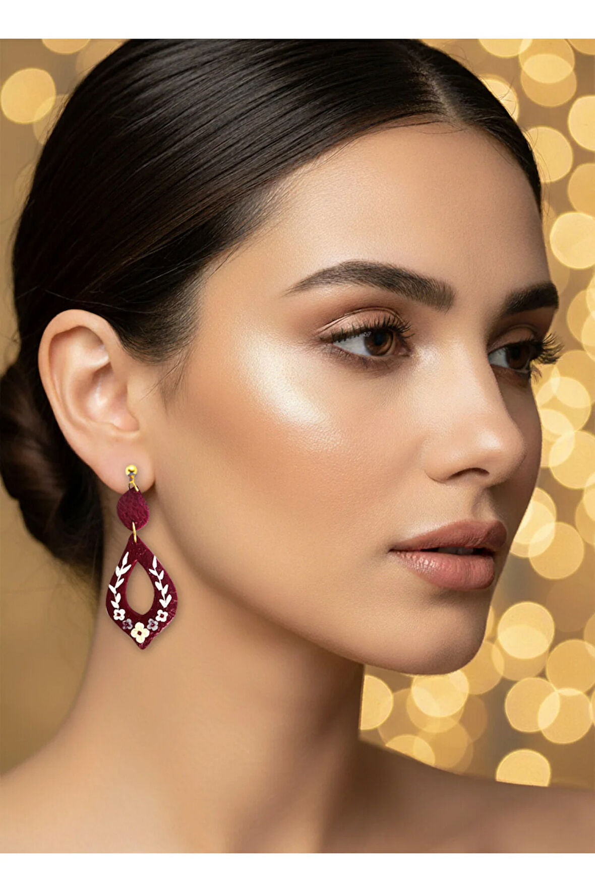 Muffyclay Özel Tasarım, El Yapımı Polimer Kil Bordo Çiçek Motifli Küpe