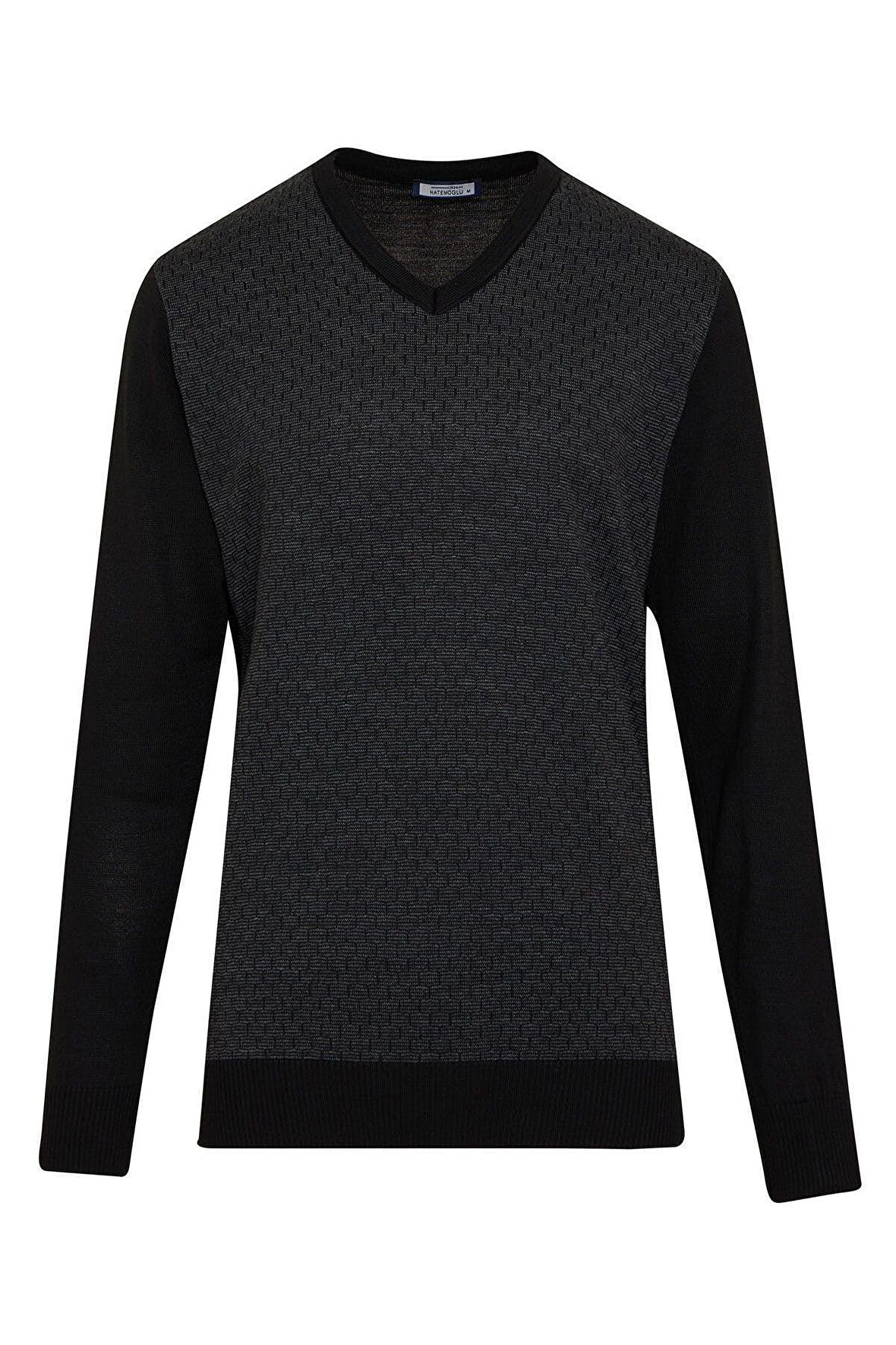 Siyah Desenli V Yaka Yünlü Triko Kazak | S