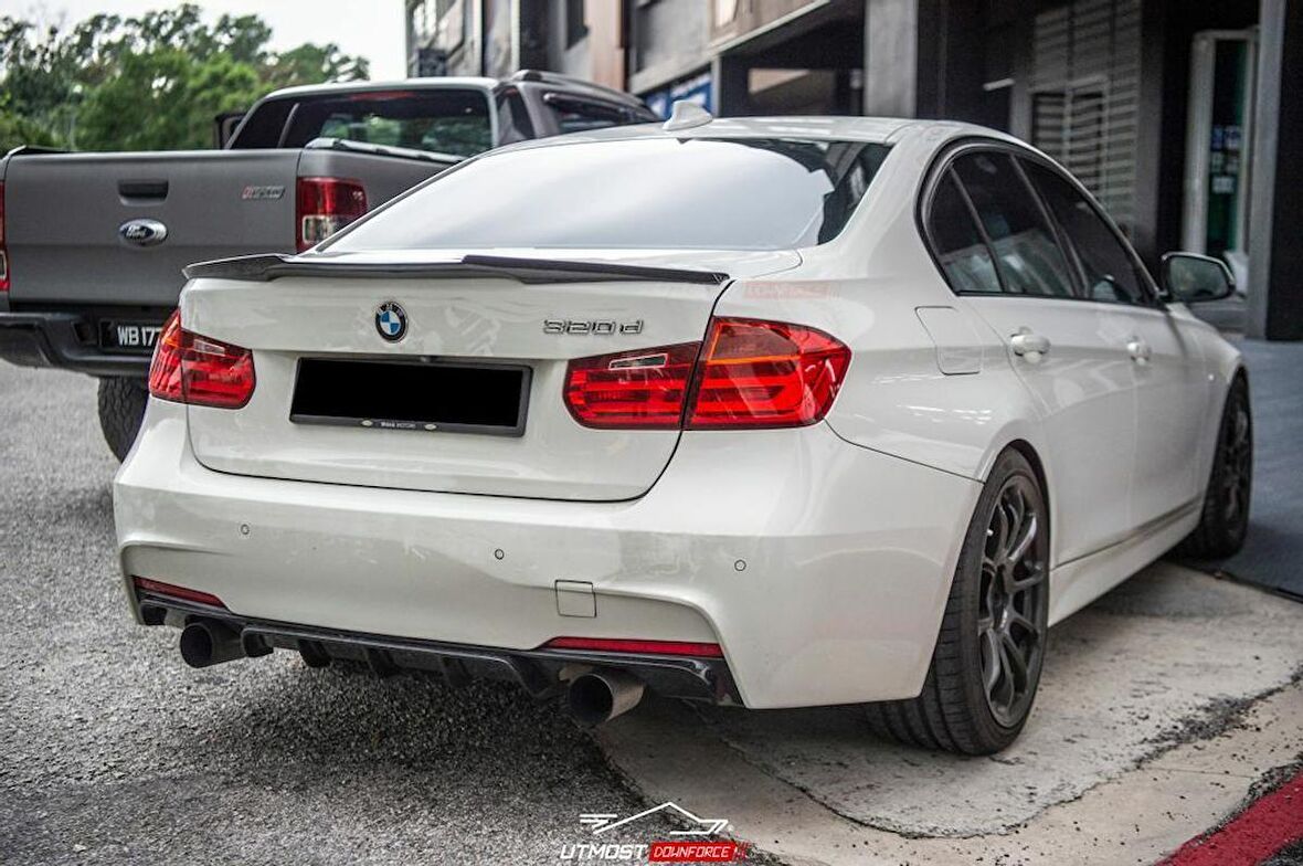 Bmw F30 M4 boyalı spoiler (Pianoblack) 2012-2018 arası