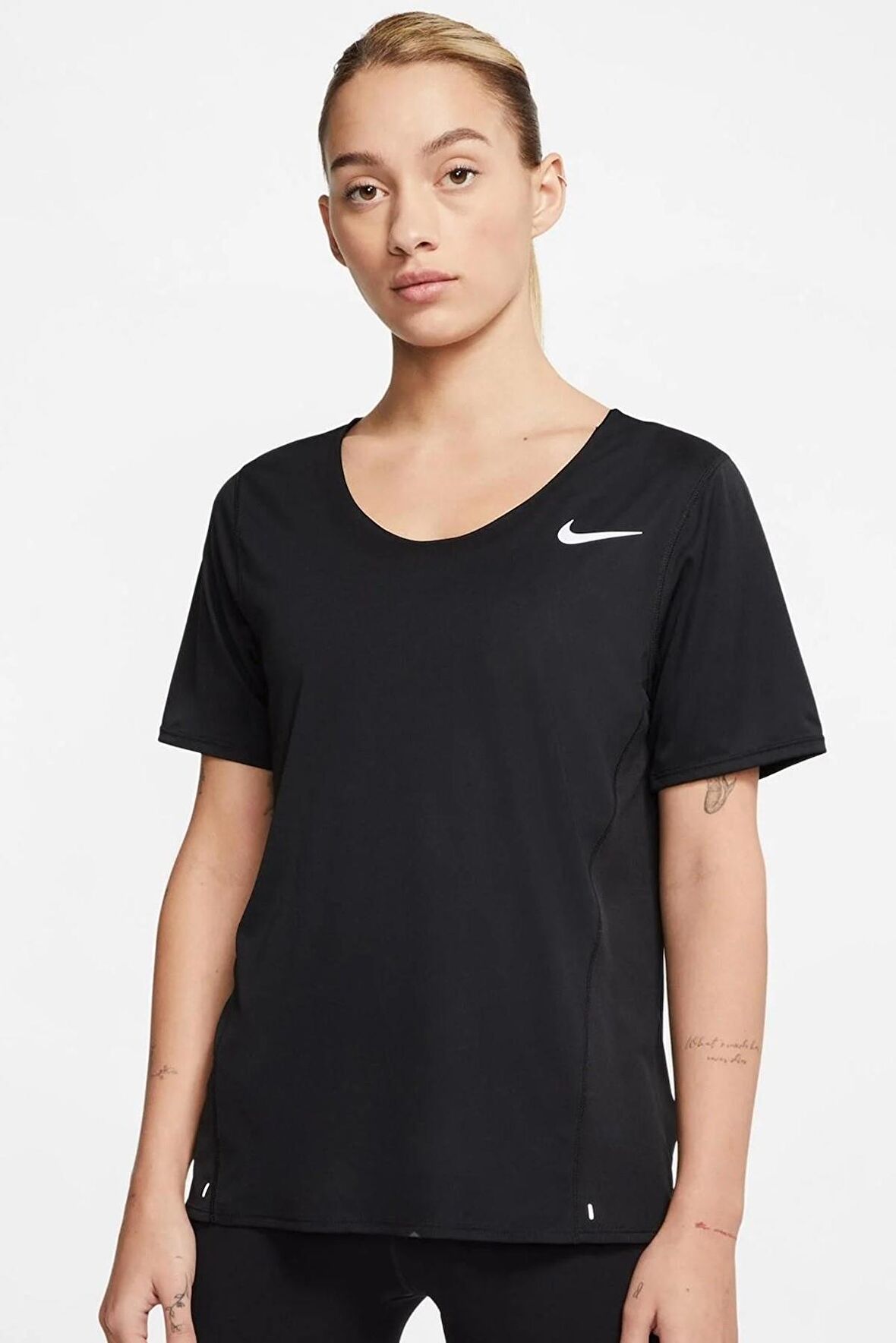 Nike City Sleek Top Kadın Siyah Koşu Tişörtü