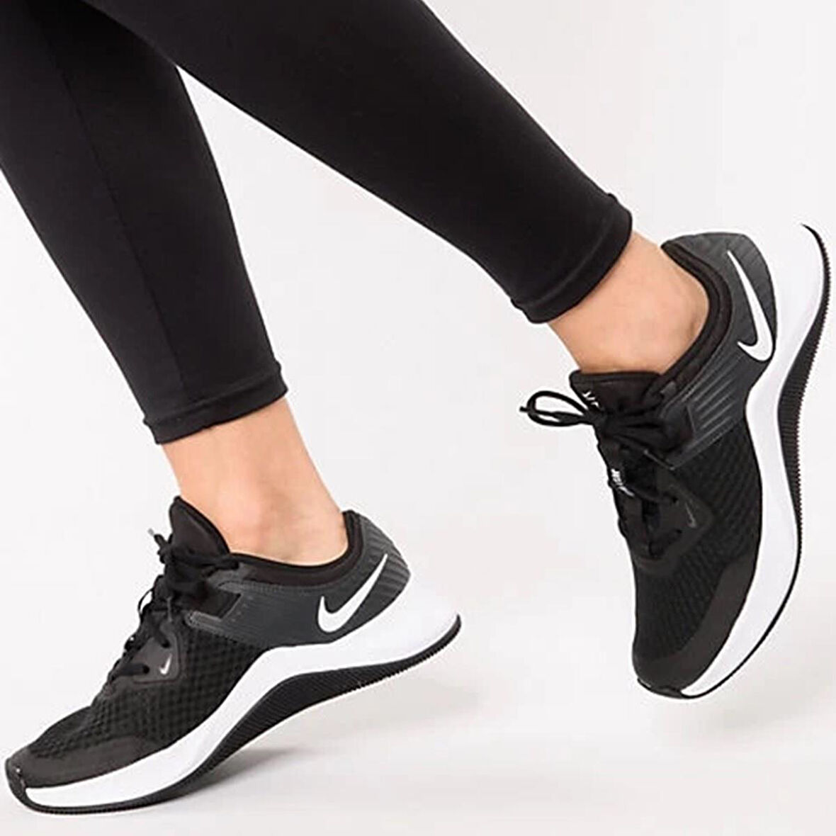 Nike MC Trainer Walk Training Shoes Black Kadın Siyah Yürüyüş Antrenman Ayakkabısı