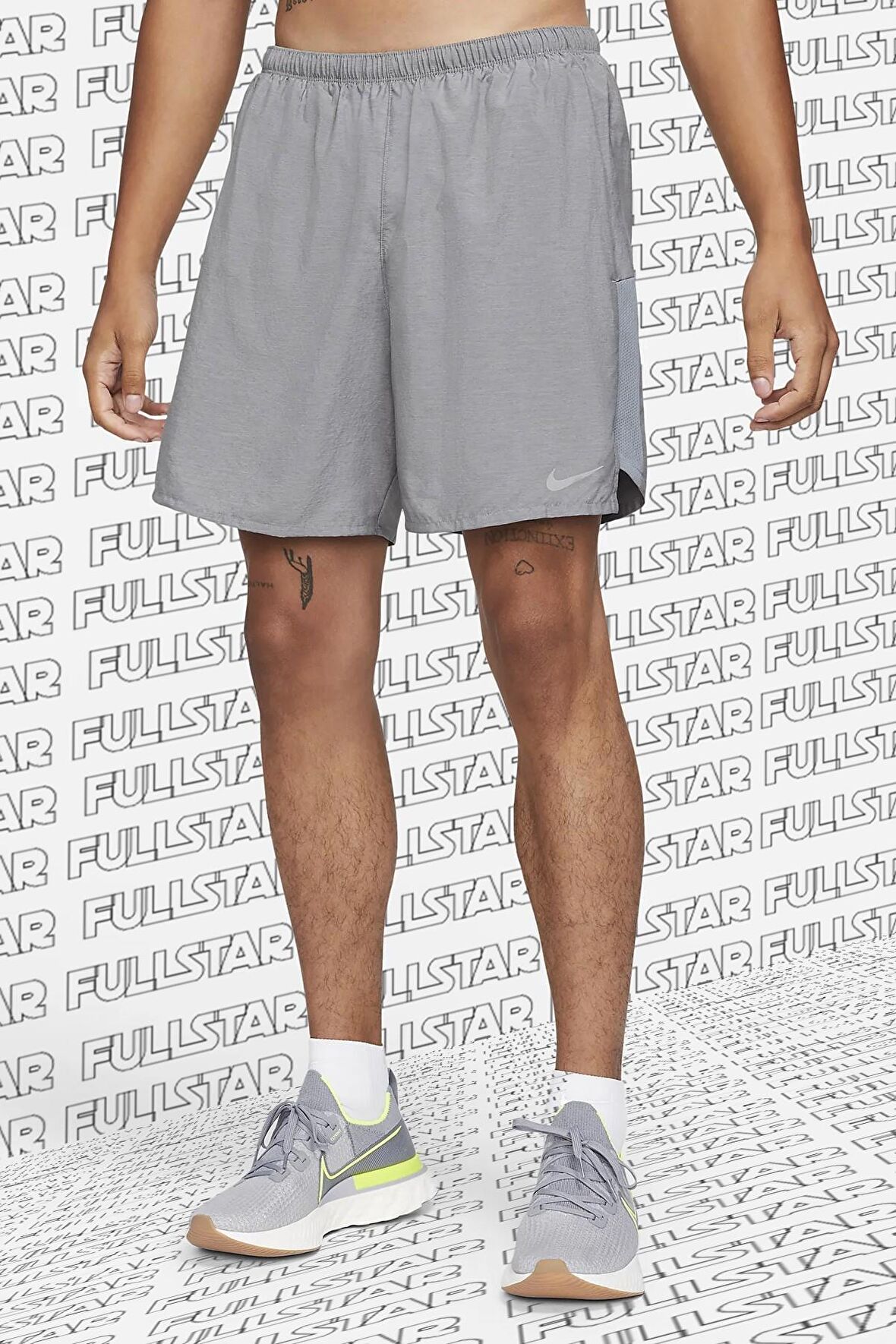 Nike Challenger Dri Fit 7'' Brief lined Running Shorts Slip Astarlı Koşu Şortu Gri