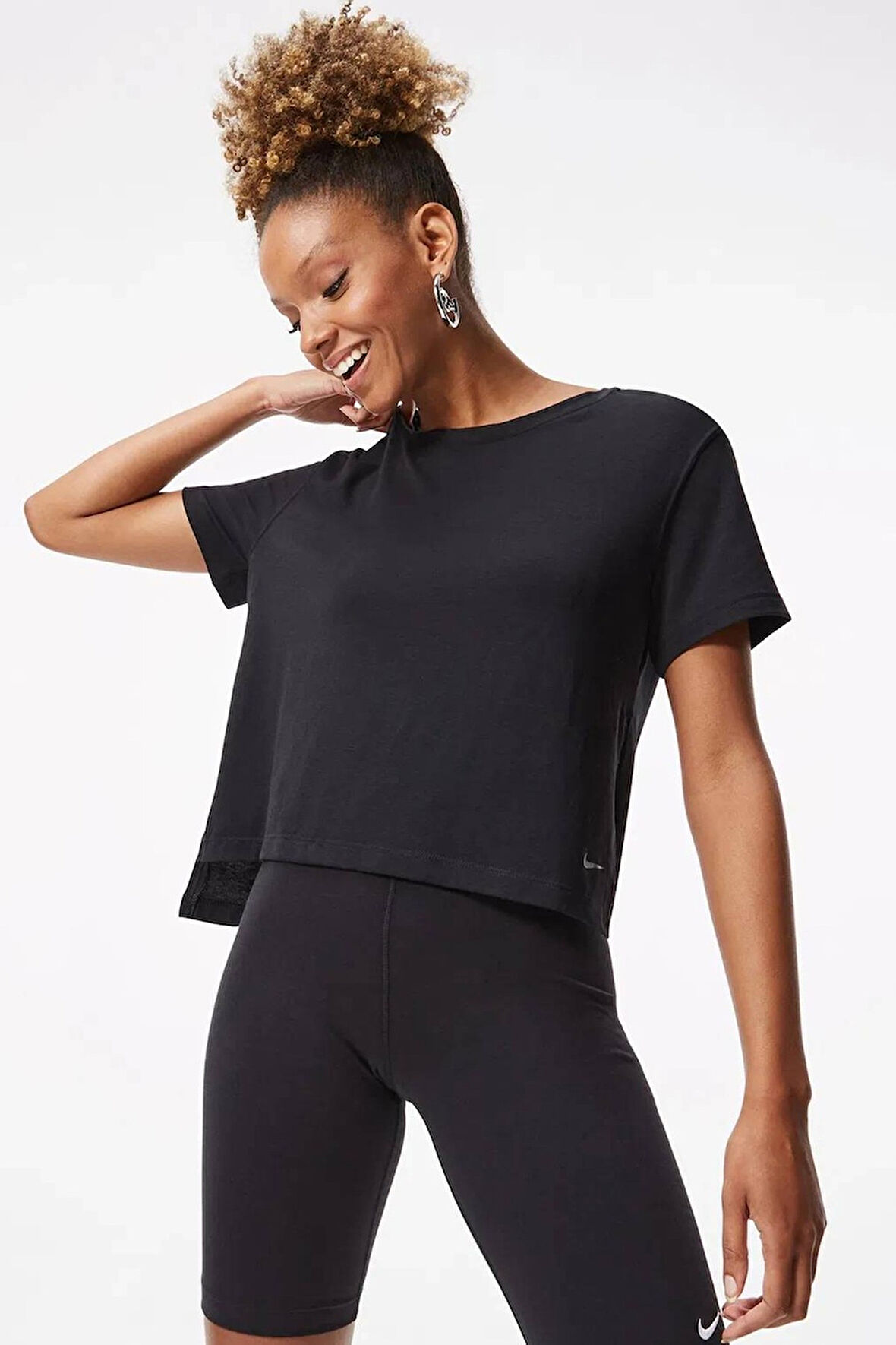 Nike Yoga Dri Fit Split Detail Loose Fit Women's T-shirt Black Kadın Bol Kesim Yırtmaçlı Tişört Siyah