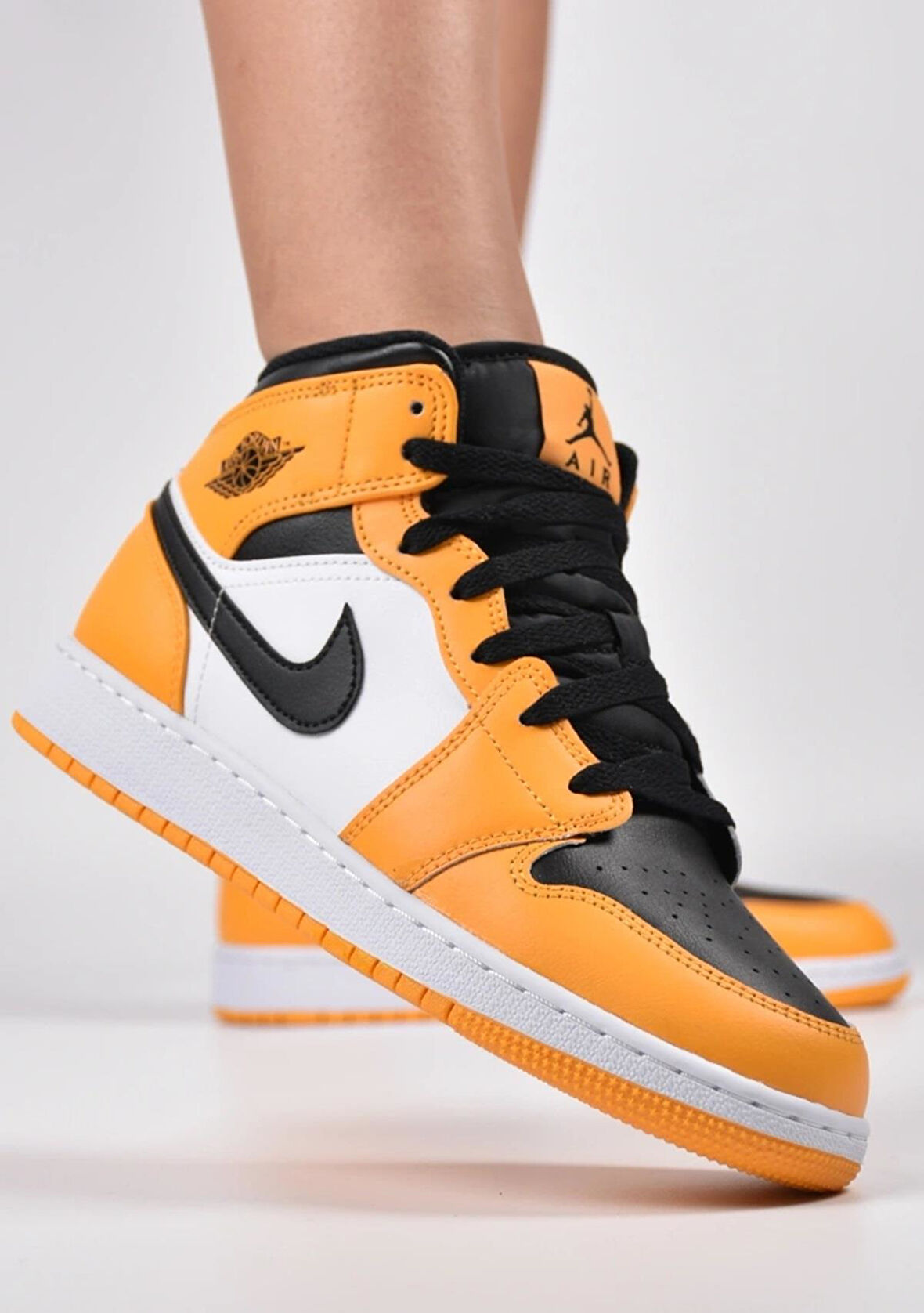 Nike Air Jordan 1 MID Leather Sneaker Kadın Bilekli Hakiki Deri Siyah Sarı Beyaz Spor Ayakkabı