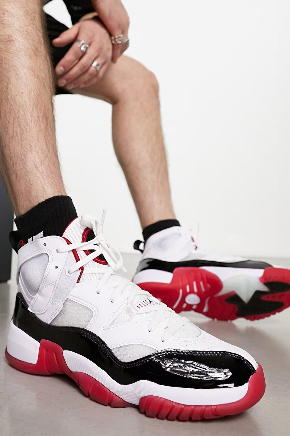 Nike Jordan Jumpman Two Trey Basketball Shoes White Bilekli Basketbol Ayakkabısı Beyaz Kırmızı