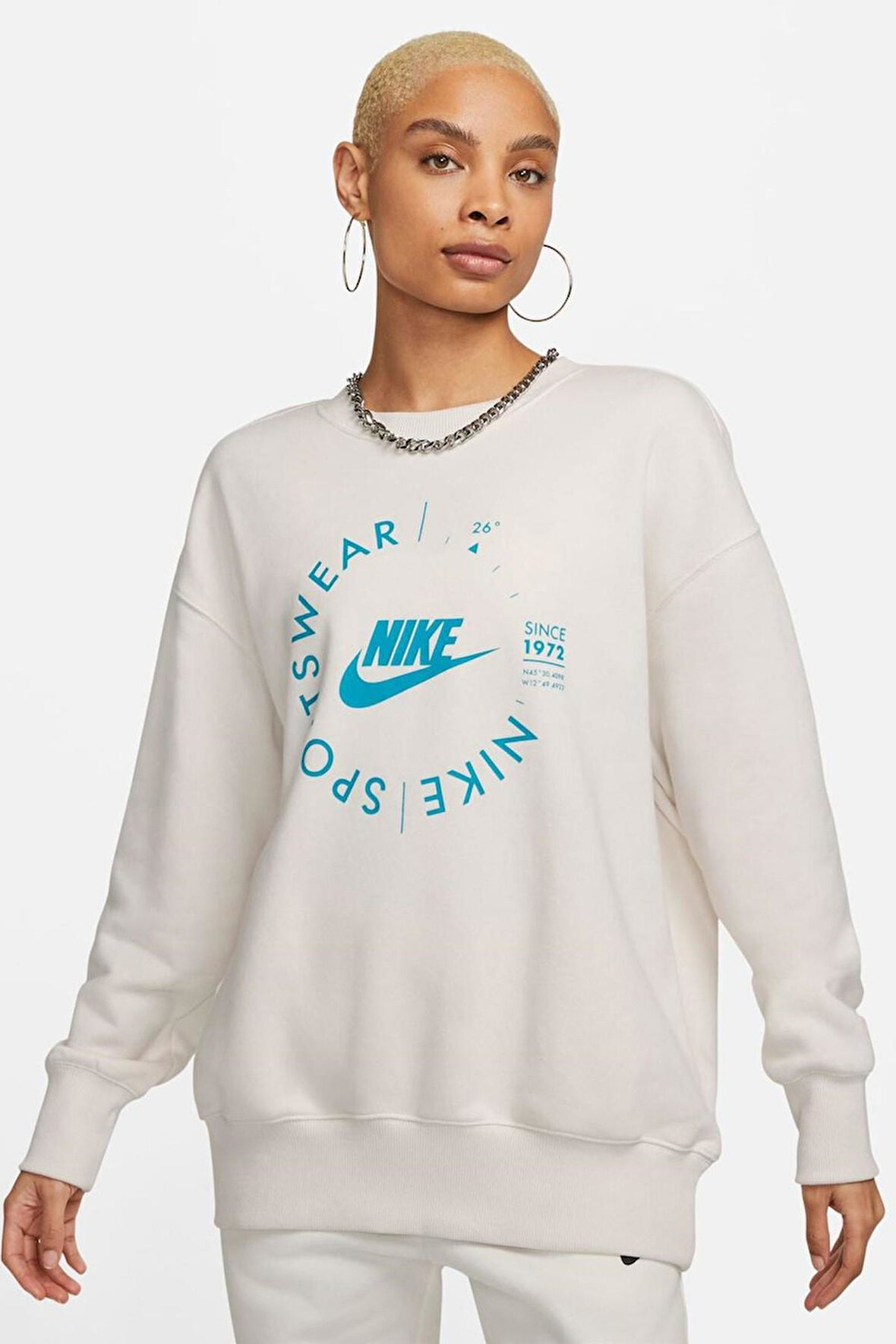 Nike Sportswear Utility Graphic Women’s Kadın Oversize Sweatshirt Krem