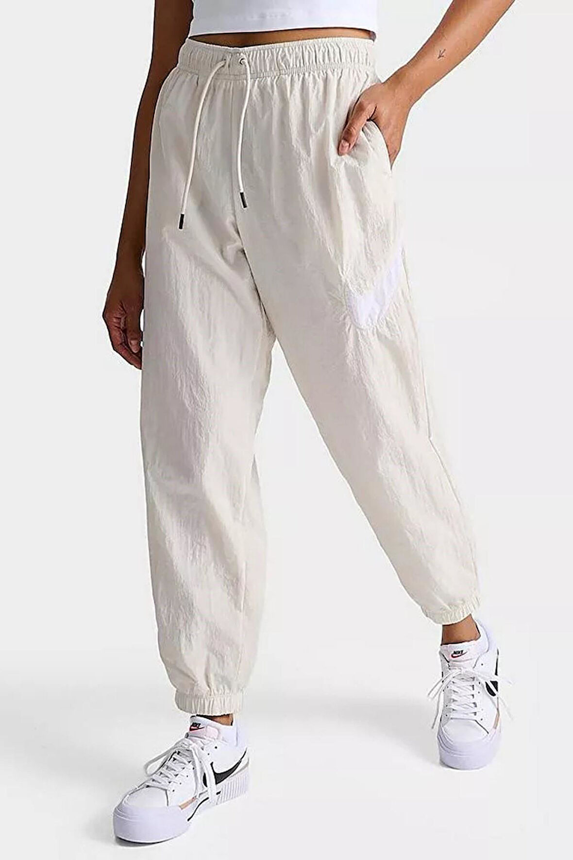 Nike Sportswear Essential Mid Rise Loose Fit Women's Easy Woven Pants Kadın Büyük Beden Eşofman Altı Krem