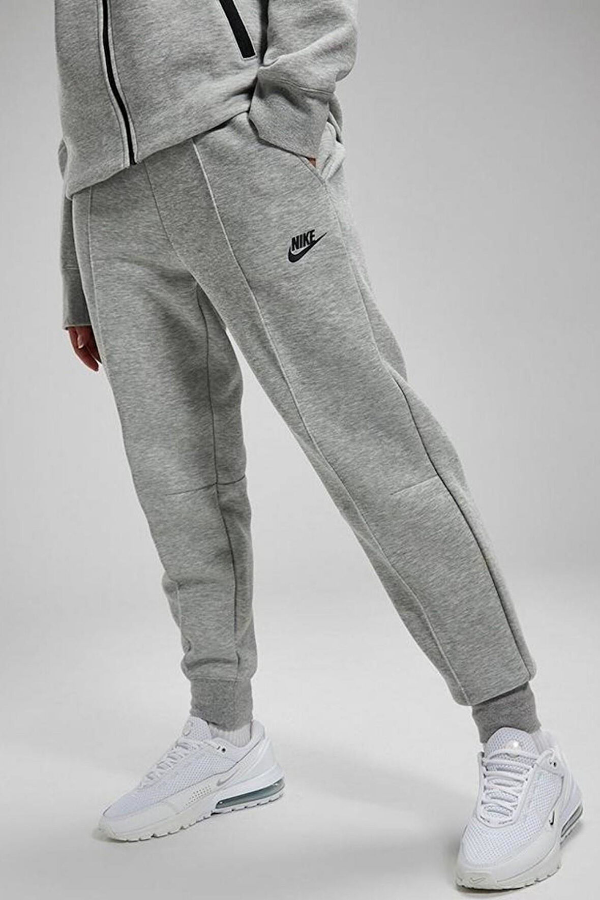 Nike Sportswear Tech Fleece Standart Fit Mid Rise Jogger Gray Kadın Eşofman Altı Gri