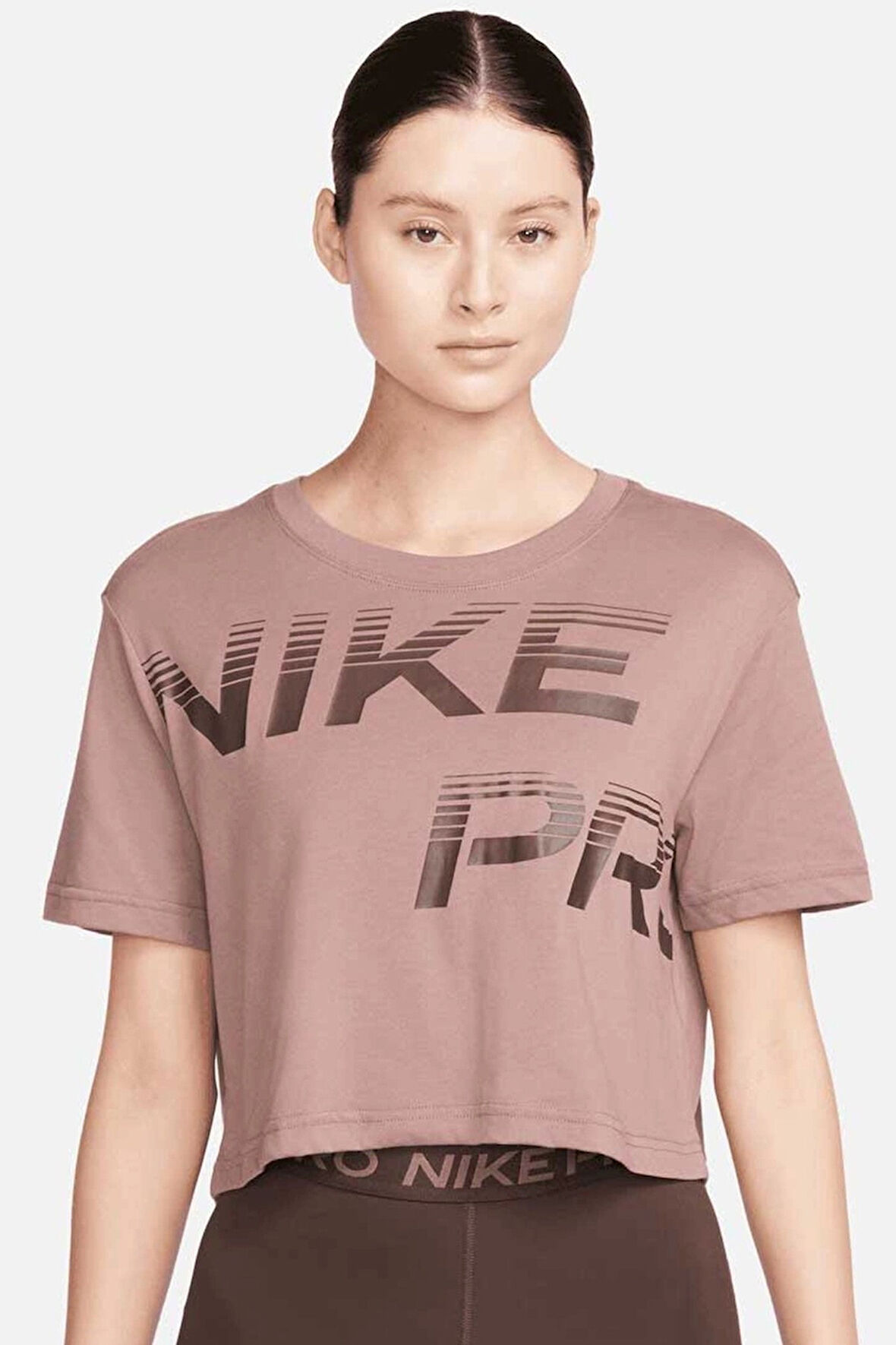 Nike Pro Dri Fit Graphics Loose Fit T-shirt Kadın Crop Büyük Beden Günlük Tişört Kahve