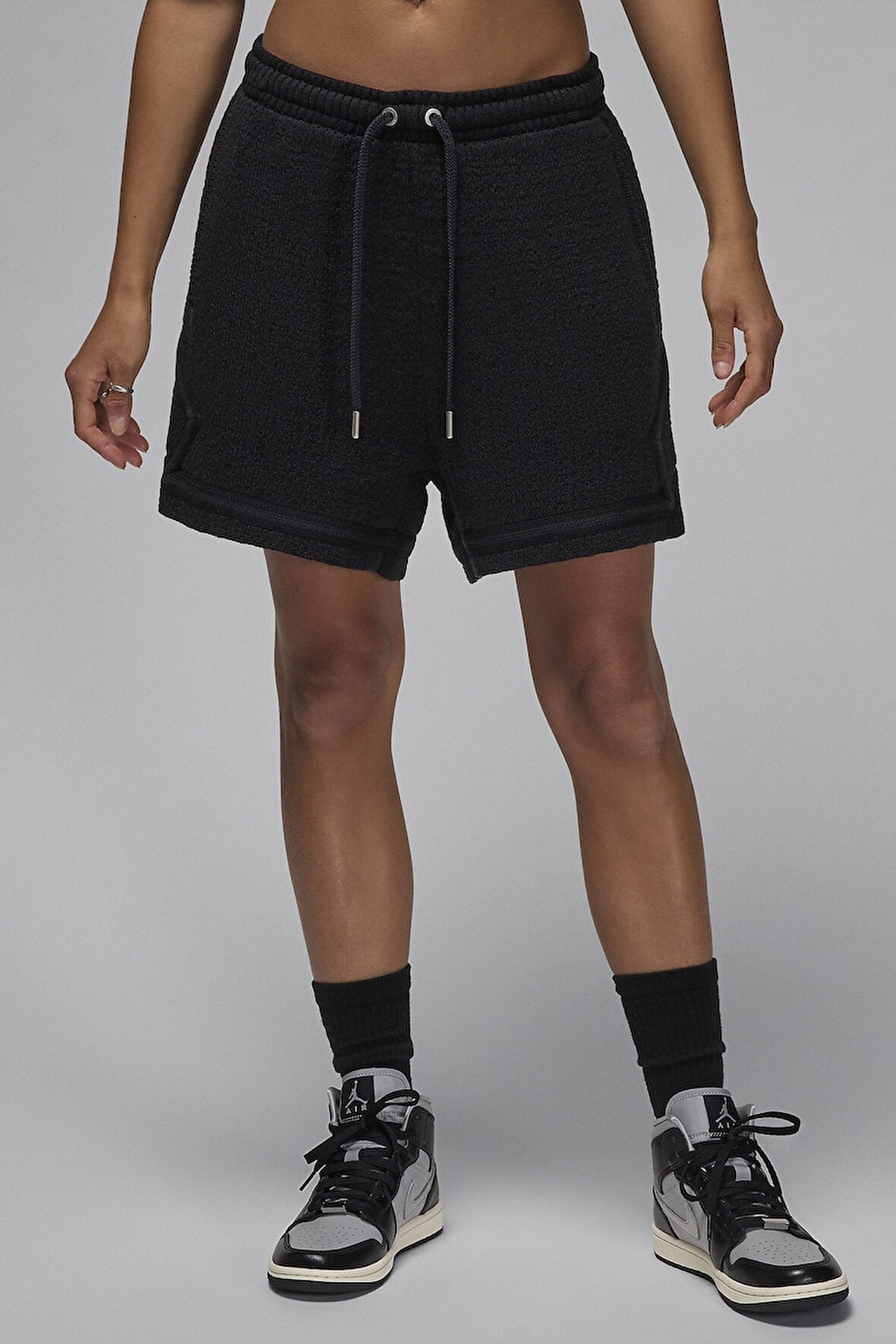 Nike Air Jordan Loose Fit Women's Knit Shorts Kadın Bol Kesim Örgü Şort Siyah