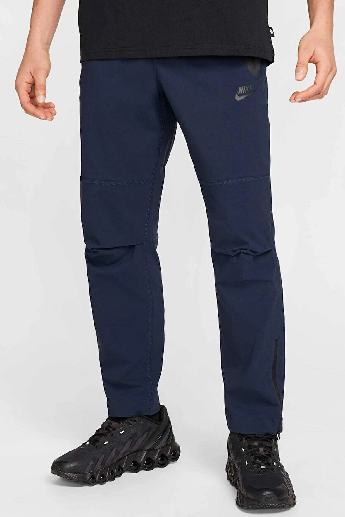 Nike Sportswear Tech Woven Open-Hem Trousers Erkek Dokuma Eşofman Altı Lacivert