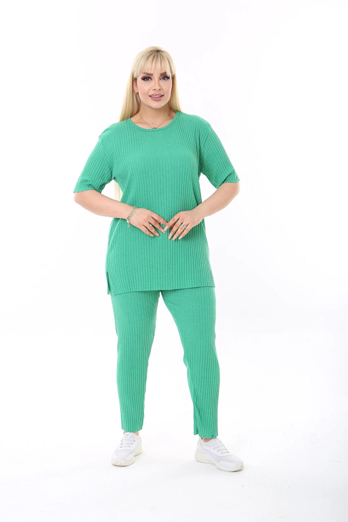 Kadın Kısa Kollu Beli Lastikli Yırtmaçlı Rahat Kalıp İkili Pijama Takım