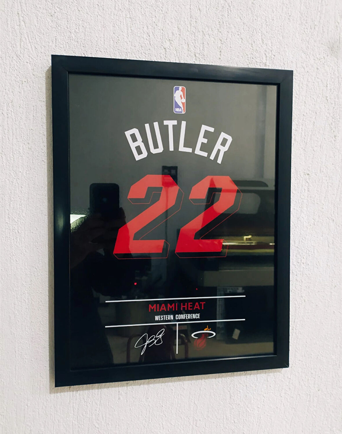 30x40 cm Jimmy Butler NBA Forma Tasarımlı Poster Tablo 1 mm Şeffaf PVC Korumalı Çerçeve