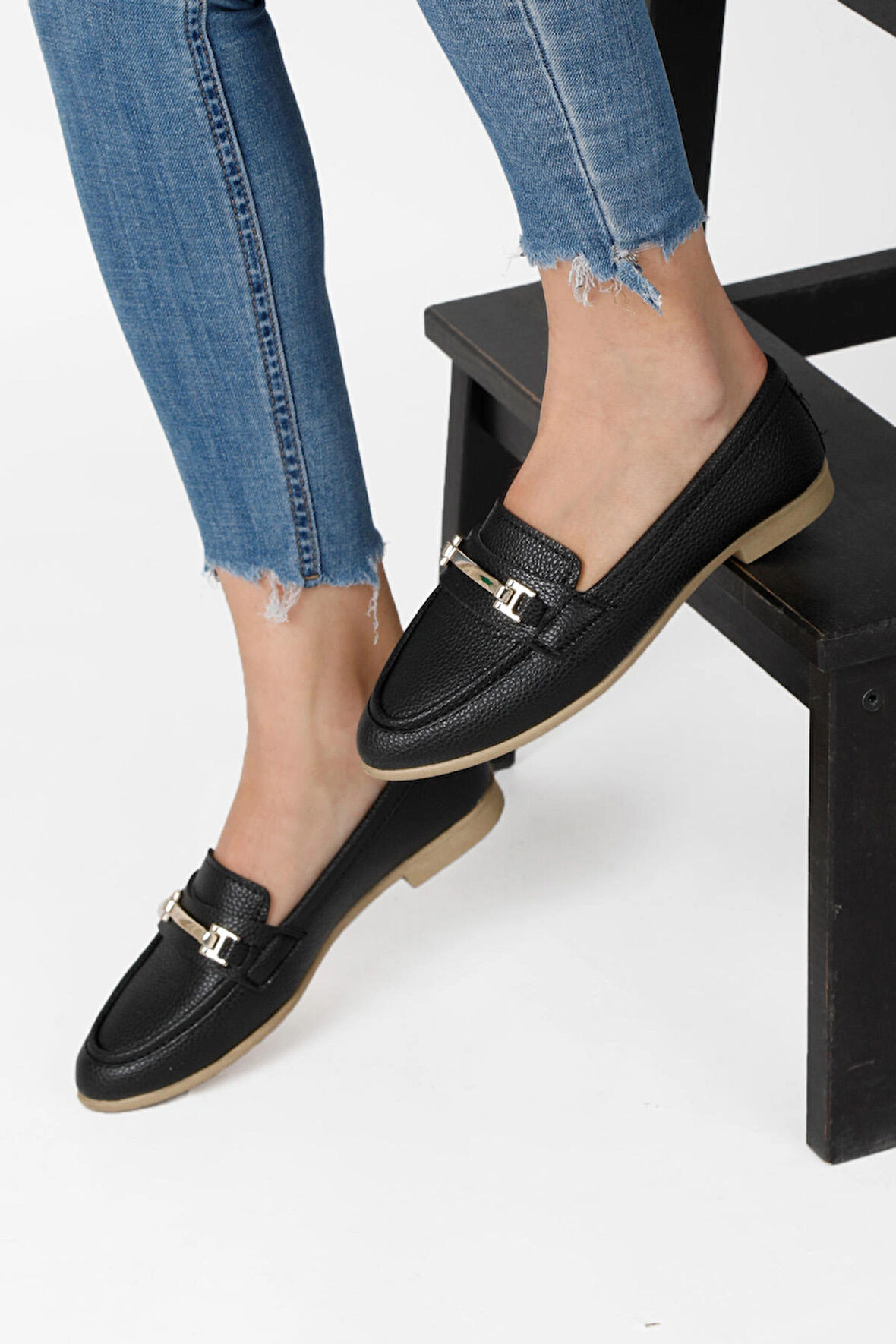 Kadın Babet Zincir Tokalı Hafif Rahat Taban Şık Günlük Ayakkabı