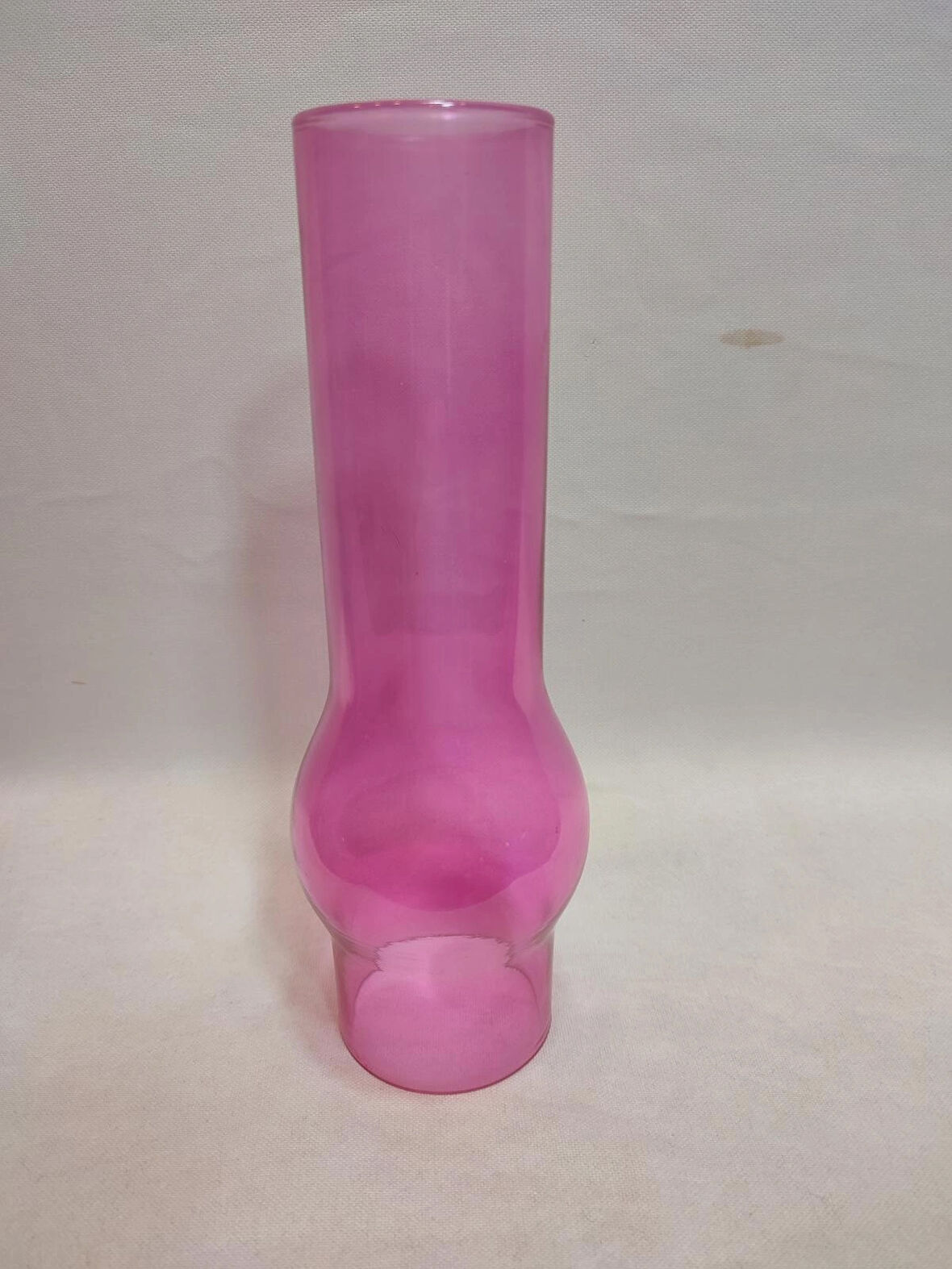 AVİZE LAMBA CAMI.TAM PEMBE RENKTE(Alt çapı:7.00cm-h:25.50cm)