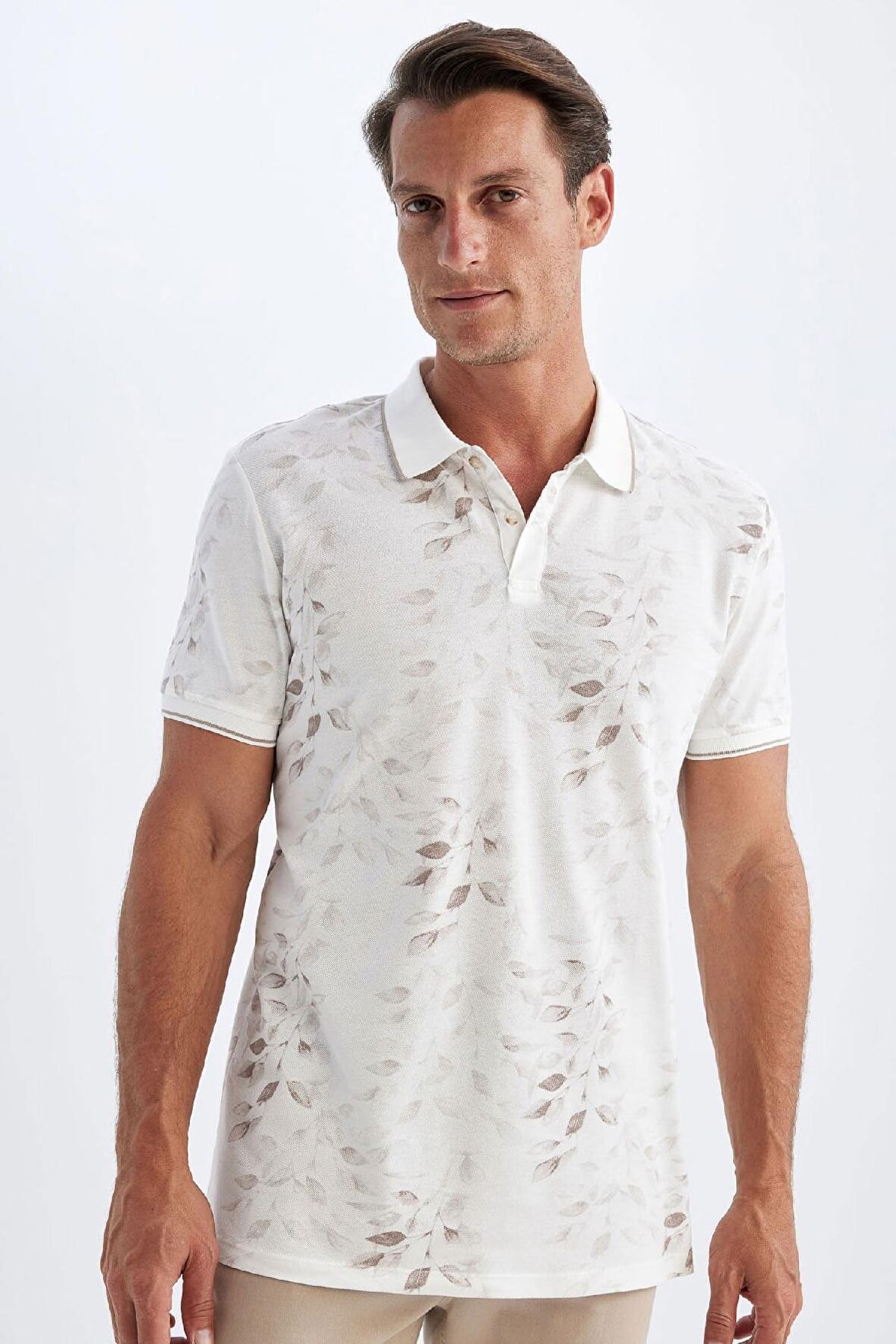 DeFacto %100 Pamuk Slim Fit Dar Kesim Polo Yaka Desenli Kısa Kollu Pike Tişört B0600AX24HSWT32
