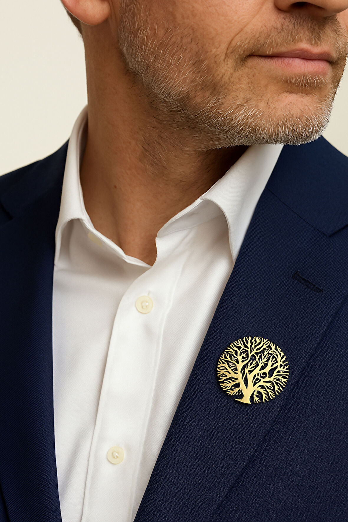 Hayat Ağacı Tasarımlı Yaka Broşu – Unisex, Altın Renk Çelik