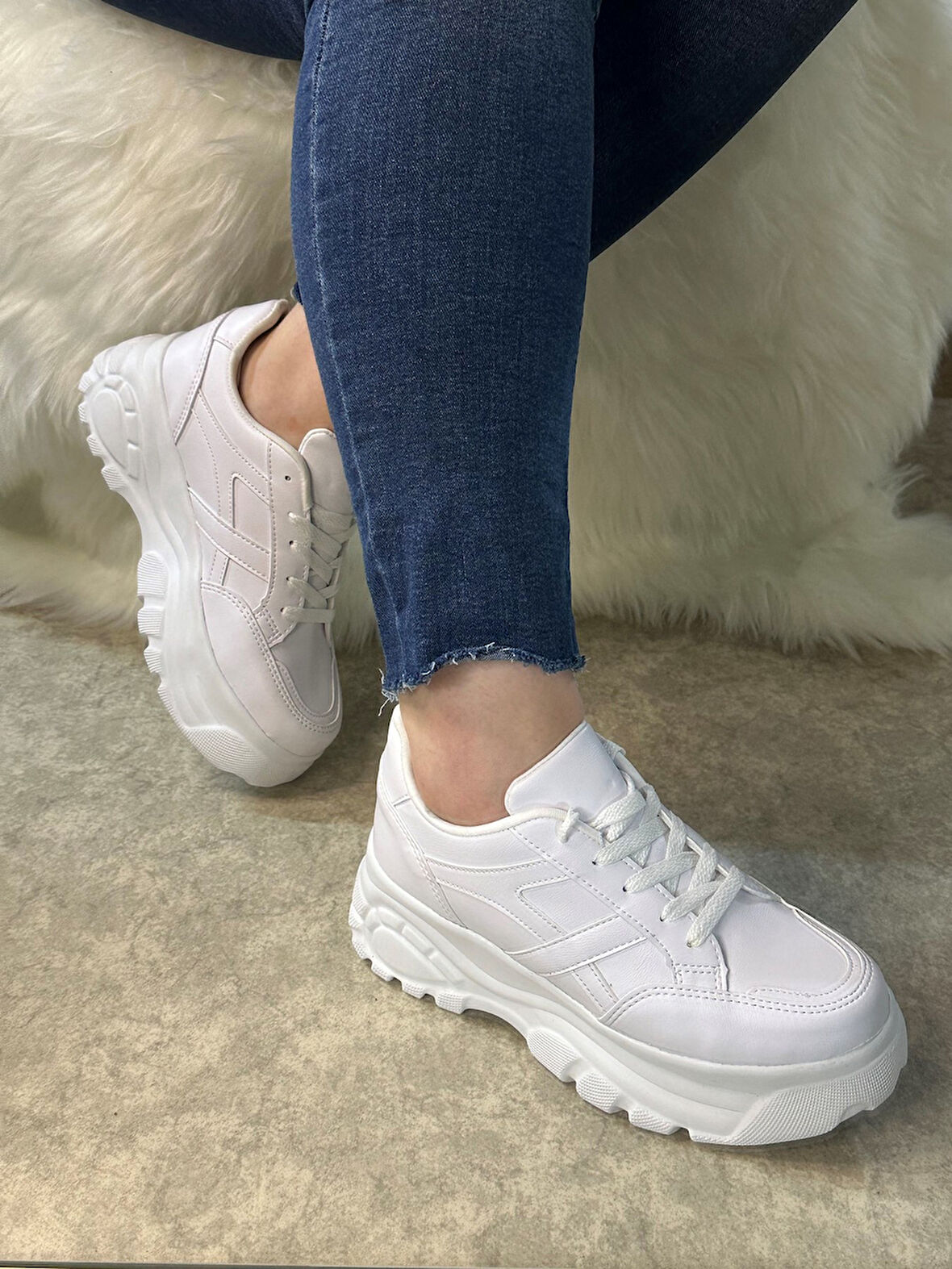 Günlük Kadın Sneaker Kalın Yüksek Taban Bağcıklı Rahat Tiger Şeritli Spor Ayakkabı 032