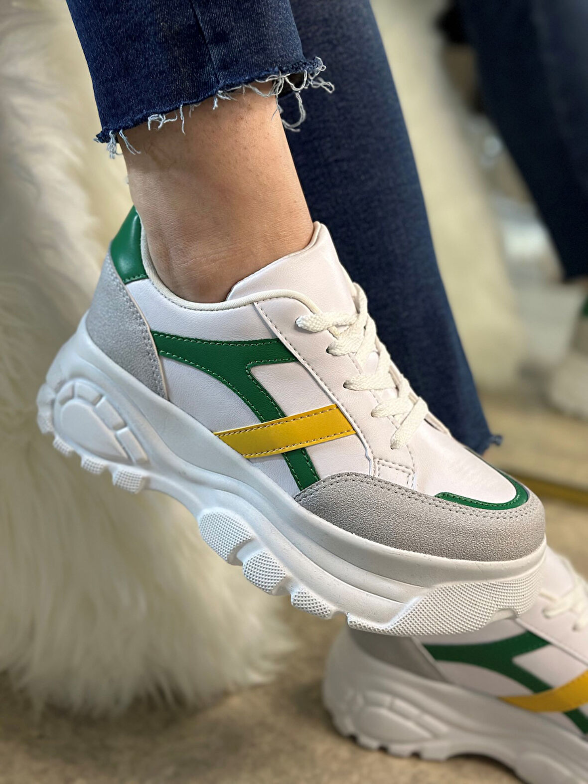 Günlük Kadın Sneaker Kalın Yüksek Taban Bağcıklı Rahat Tiger Şeritli Spor Ayakkabı 032