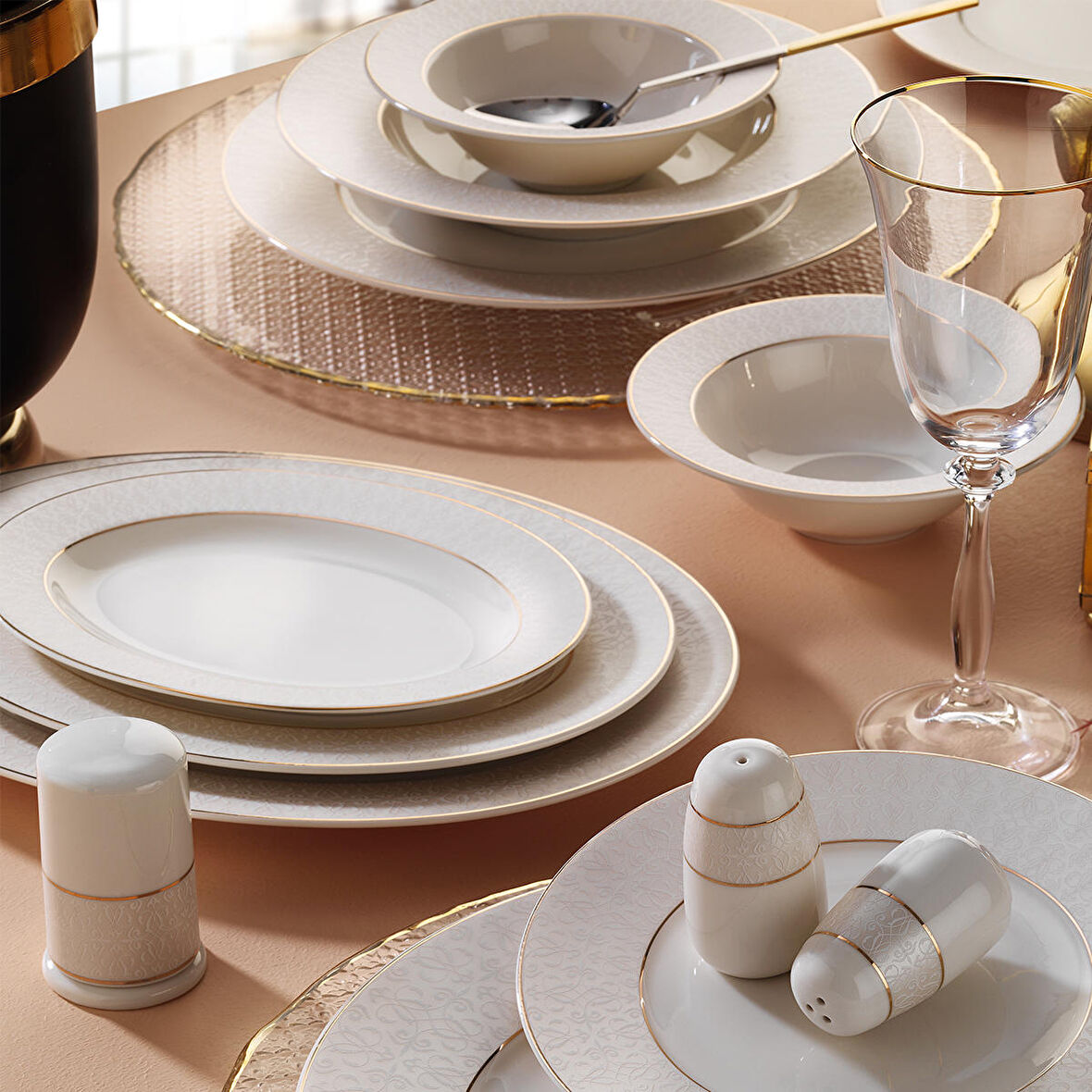 Aryıldız 12 Kişilik 56 Parça Yemek Takımı