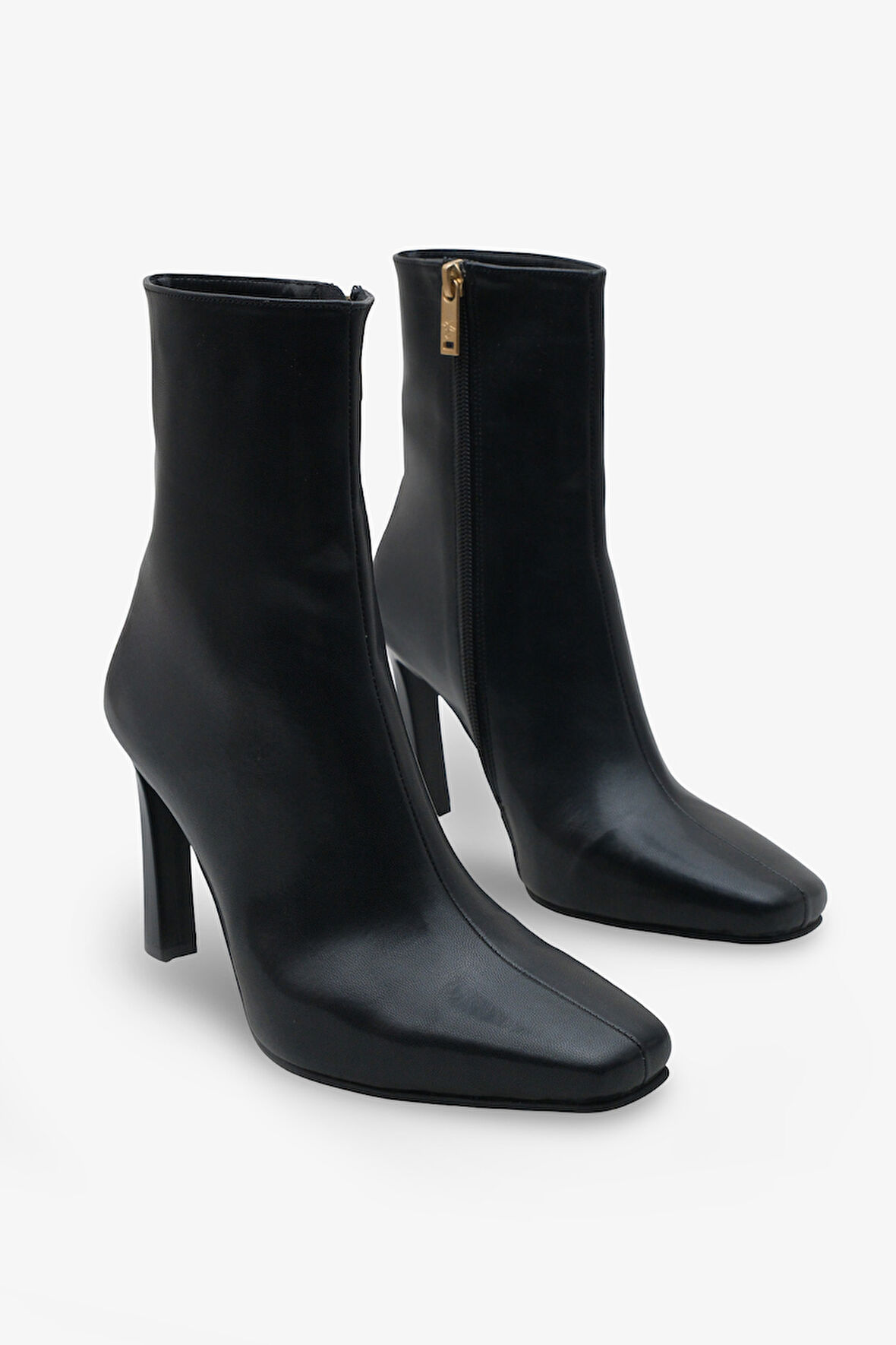 Kadın Topuklu Küt Burun Yandan Fermuarlı Günlük Momres Siyah